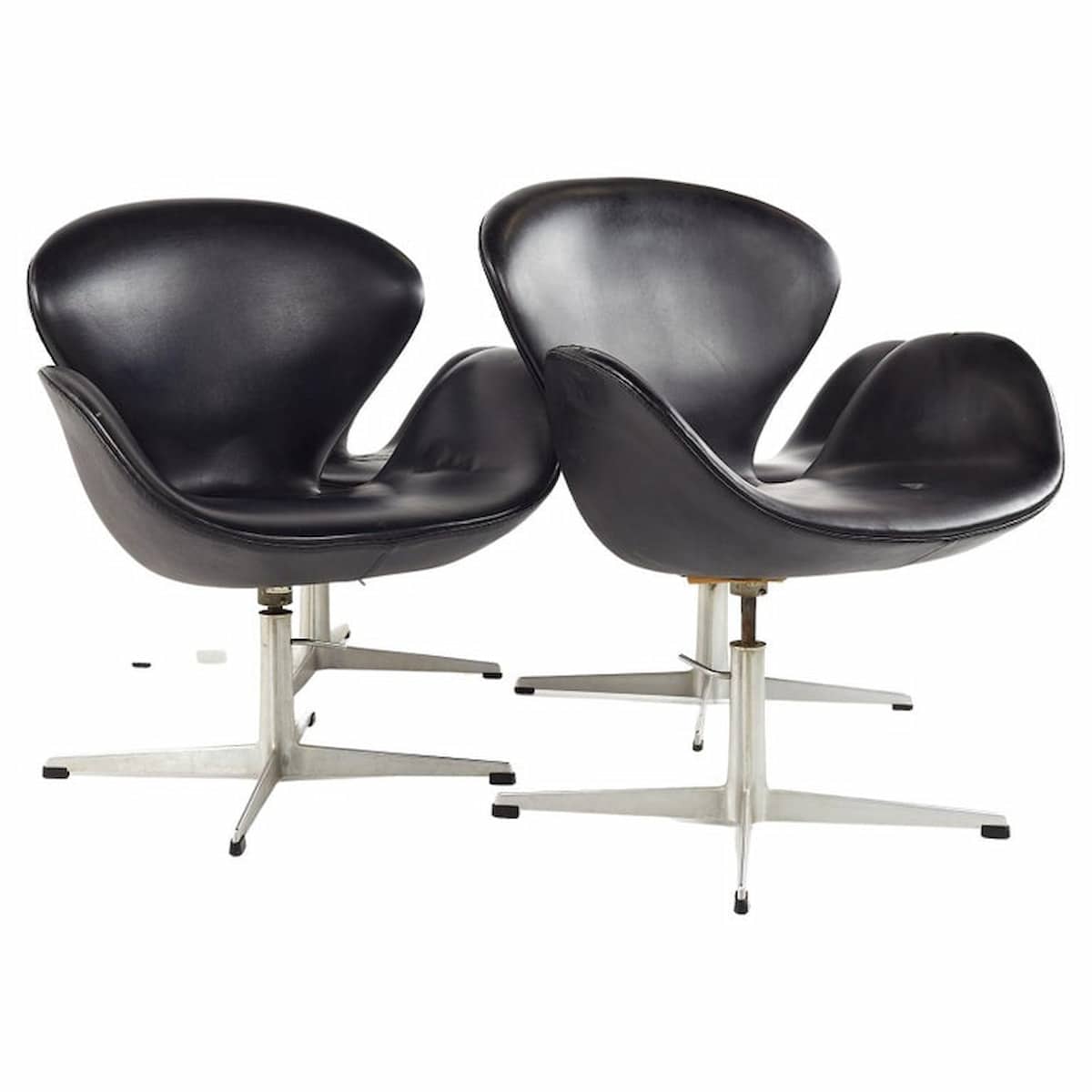 Arne Jacobsen for Fritz Hansen Model 3320 Mid Century Swan Chair - Set of 4
