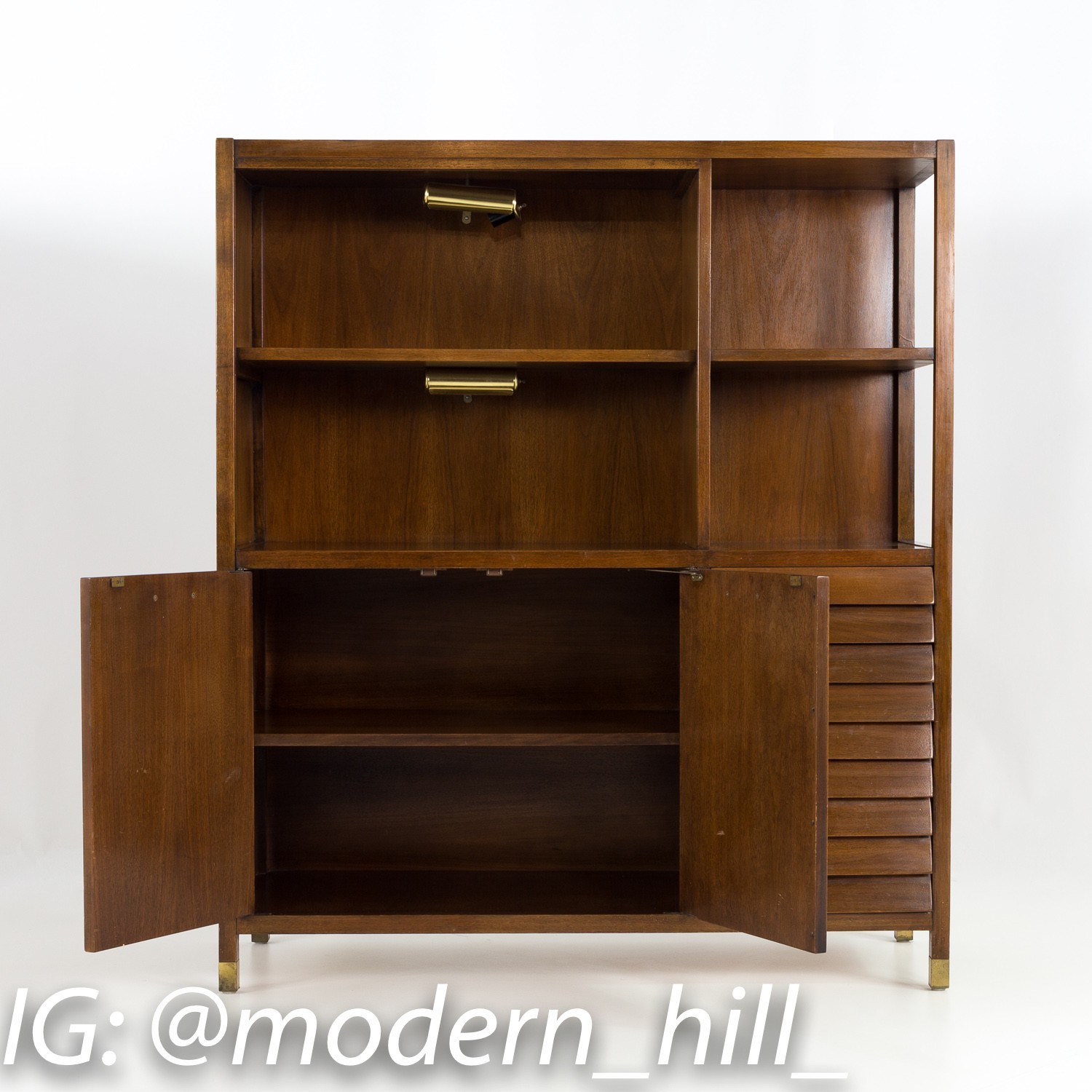 Merton Gershun for American of Martinsville Mid Century Display Cabinet Credenza