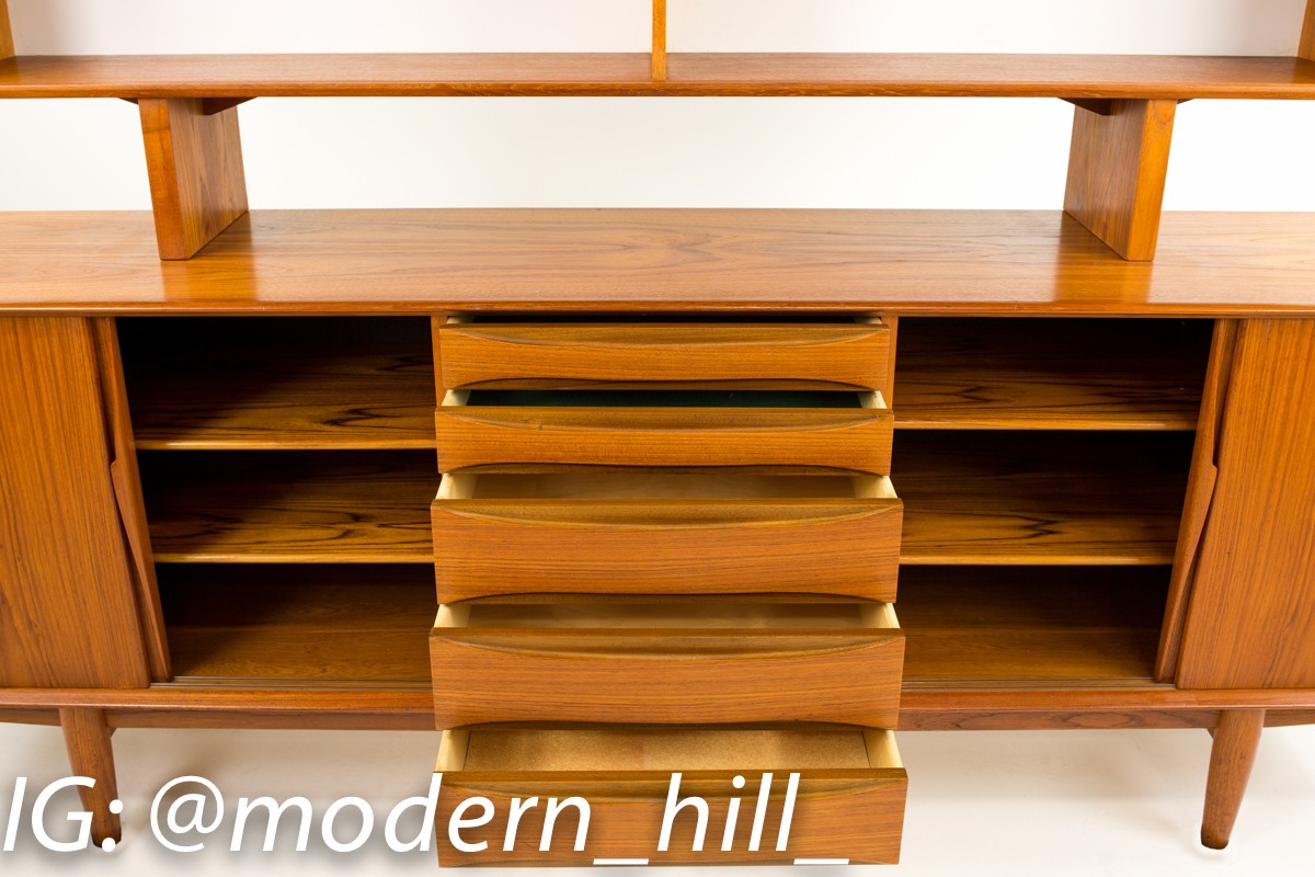 Dyrlund Mid-century Modern Teak Sideboard Credenza W/optional Hutch