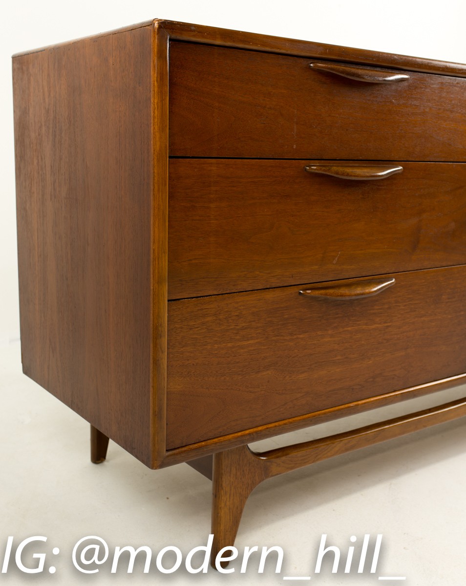 Lane Perception Lowboy Dresser