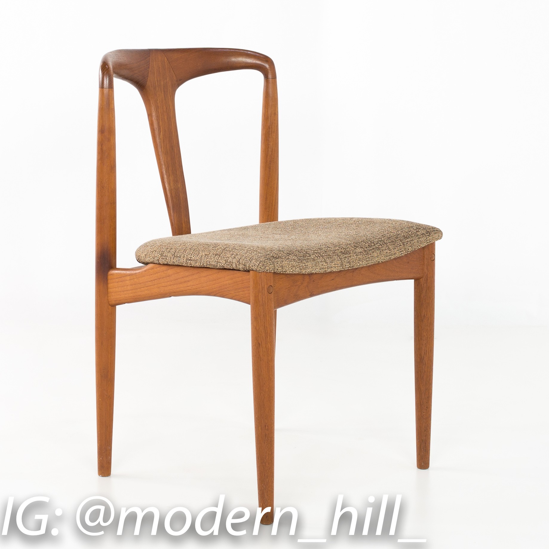 Images | Mid Century Modern Furniture - Mid Century Furniture Chicago Johannes Andersen Juliane Style Mid Century Teak Dining Chairs - Set of 6