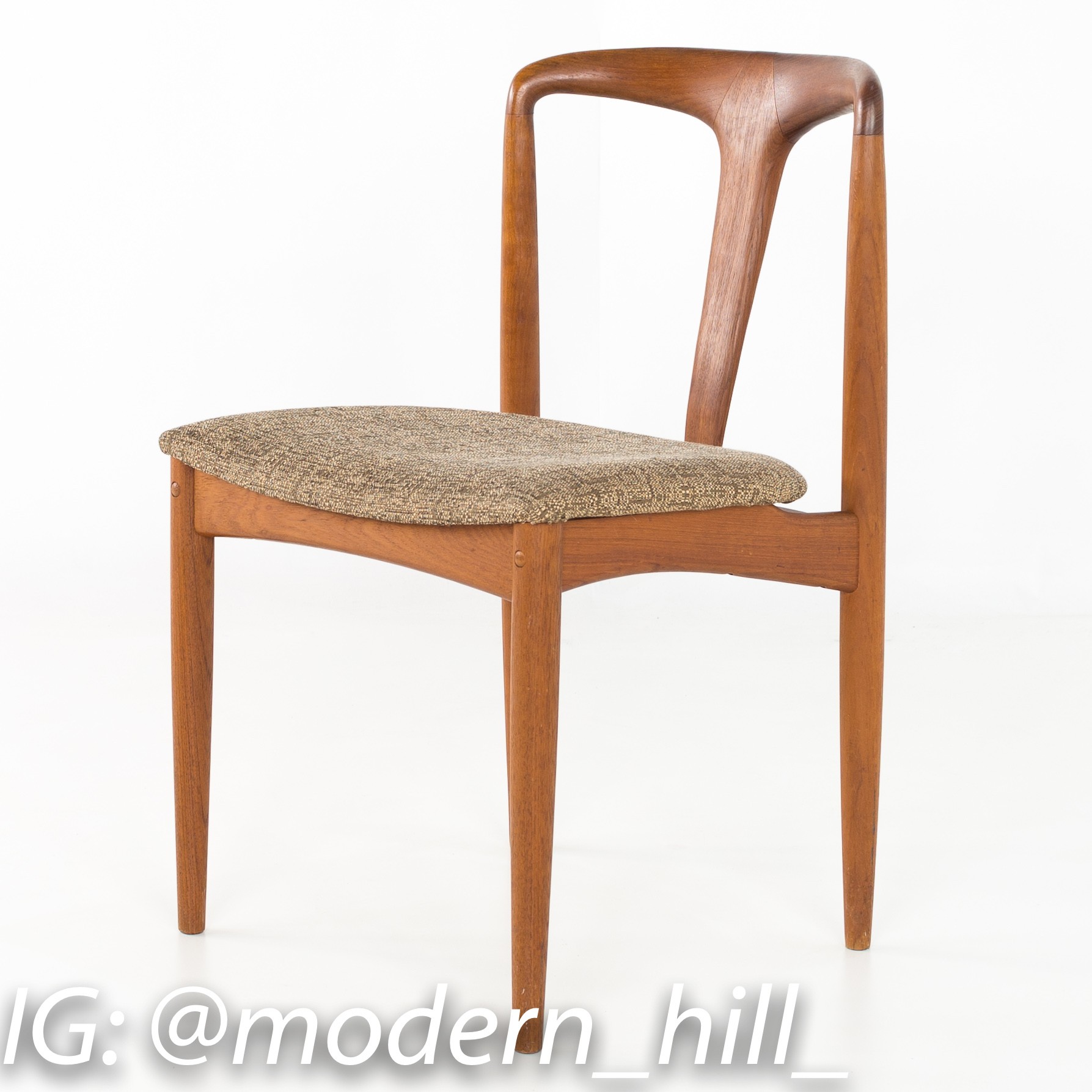 Images | Mid Century Modern Furniture - Mid Century Furniture Chicago Johannes Andersen Juliane Style Mid Century Teak Dining Chairs - Set of 6