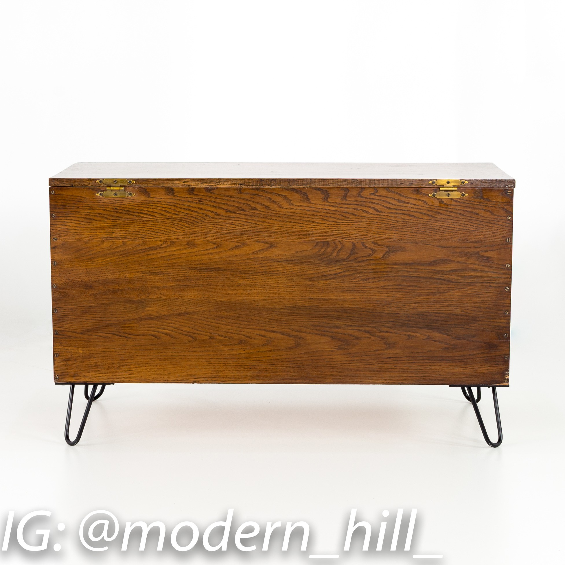 Broyhill Brasilia Mid Century Walnut Storage Bench | Mid Century