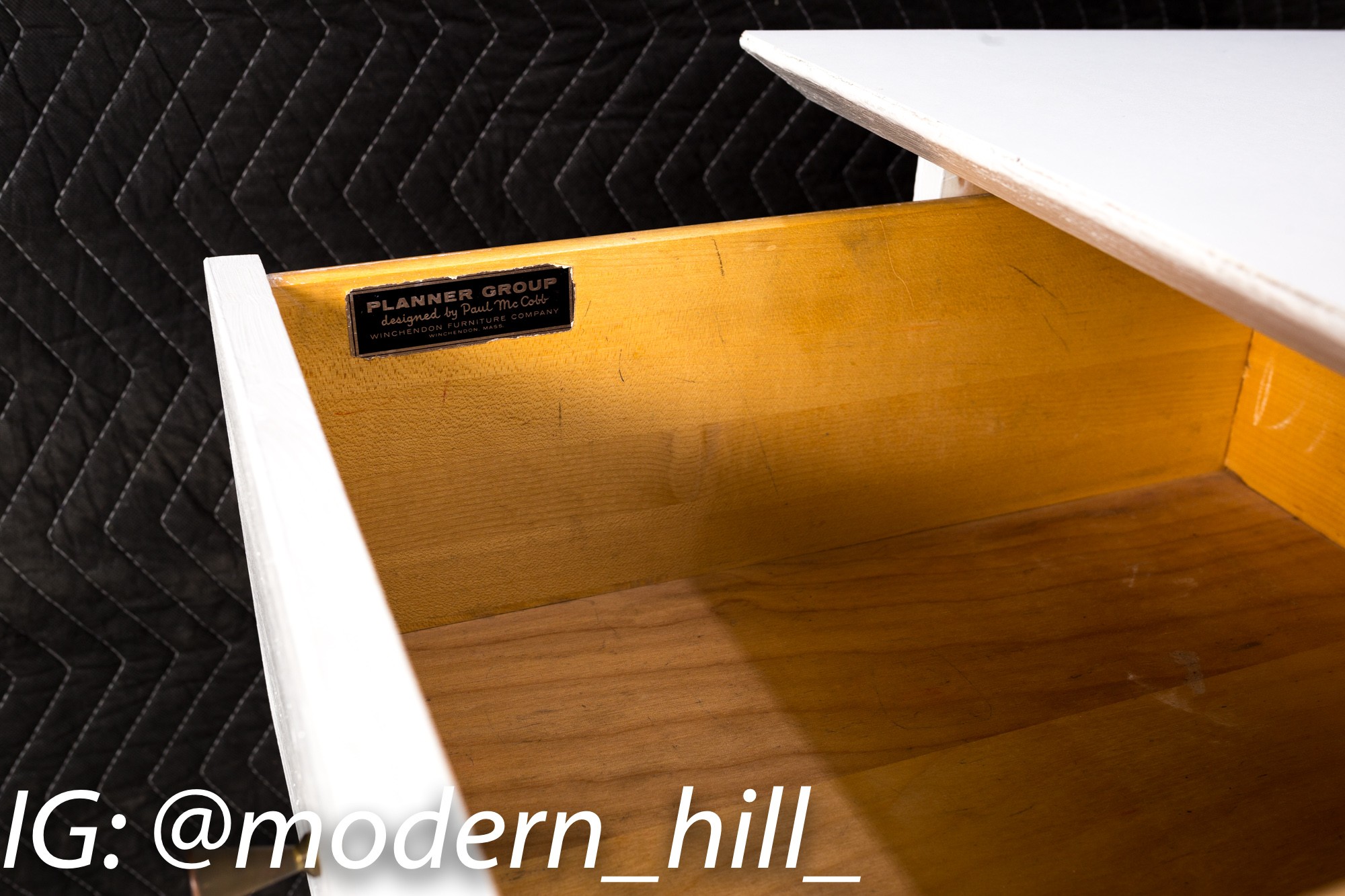Paul Mccobb for Planner Group Mid Century White Single Sided Pedestal Desk