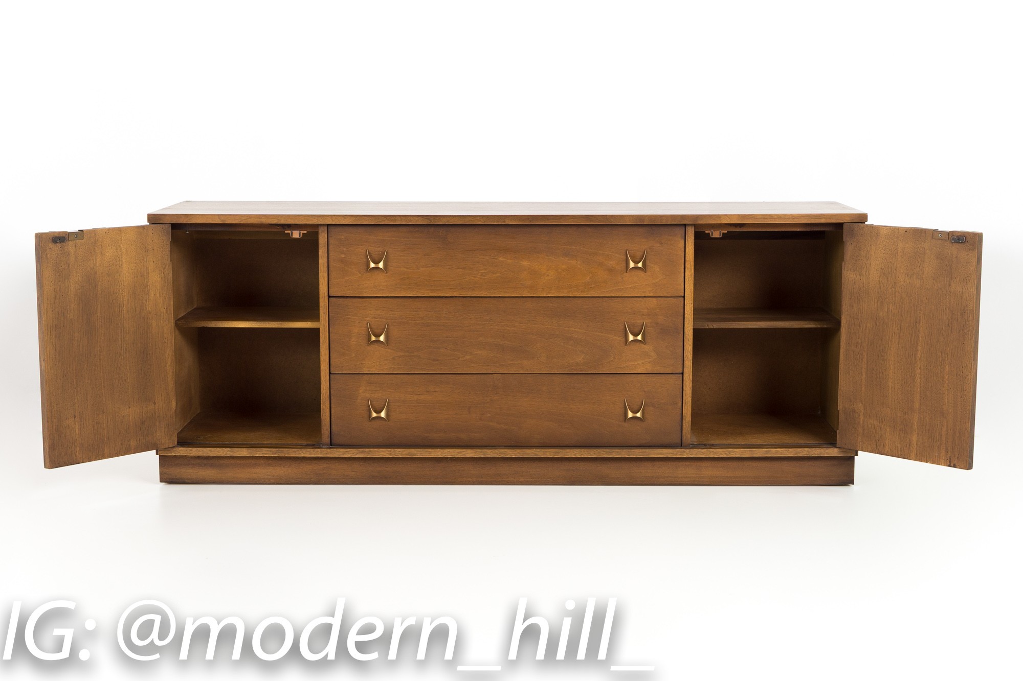 Broyhill Brasilia Mid Century Walnut Sideboard Credenza