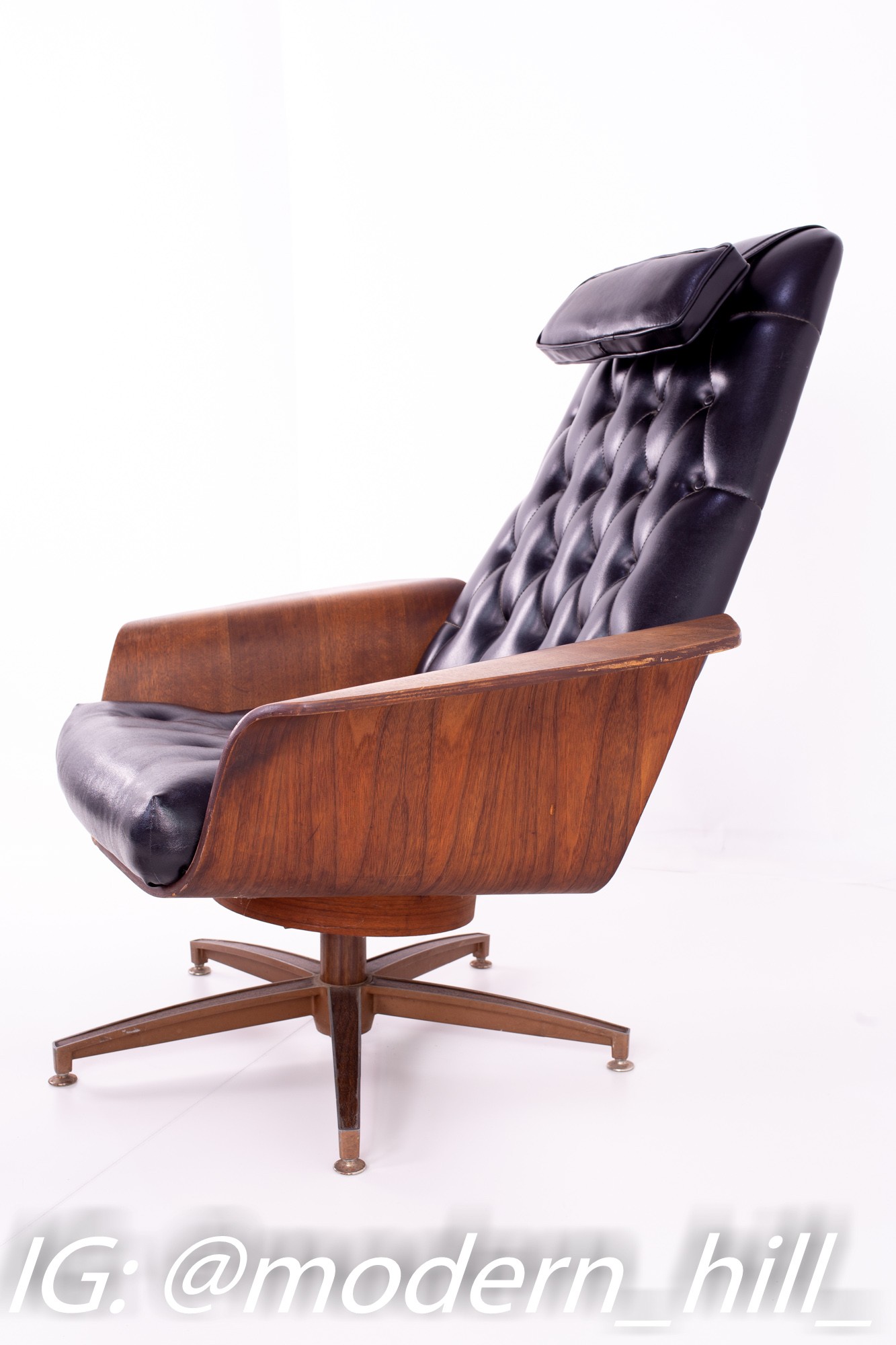 George Mulhauser for Plycraft Mid Century Modern Leather Mr. Chair with Ottoman