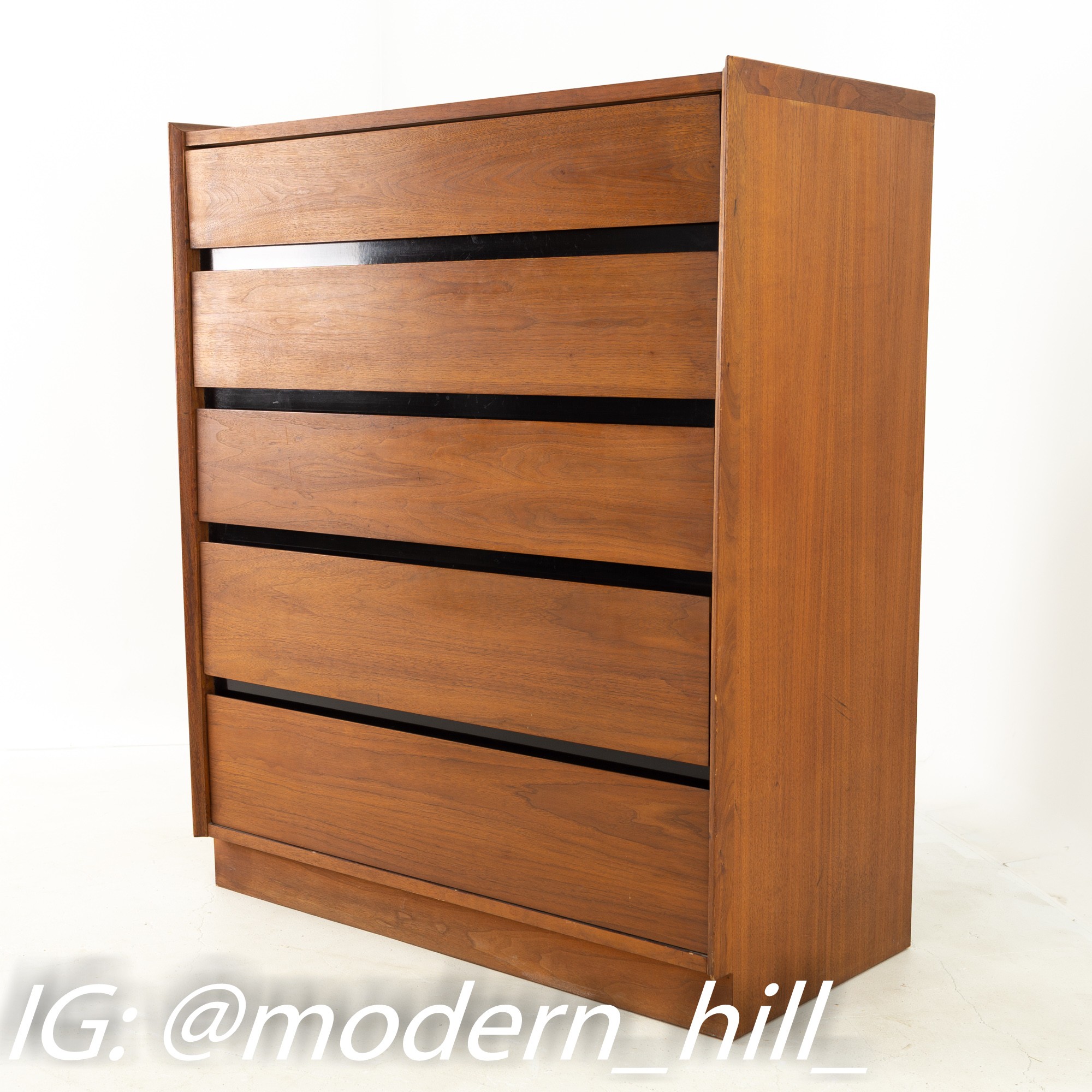 Milo Baughman Style Dillingham Mid Century Walnut 5 Drawer Highboy Dresser