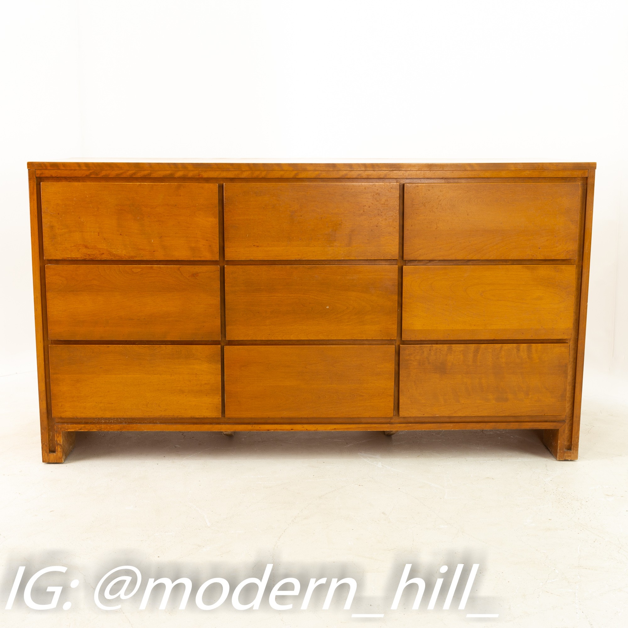Russel Wright for Conant Ball Mid Century Blonde 9 Drawer Lowboy Dresser