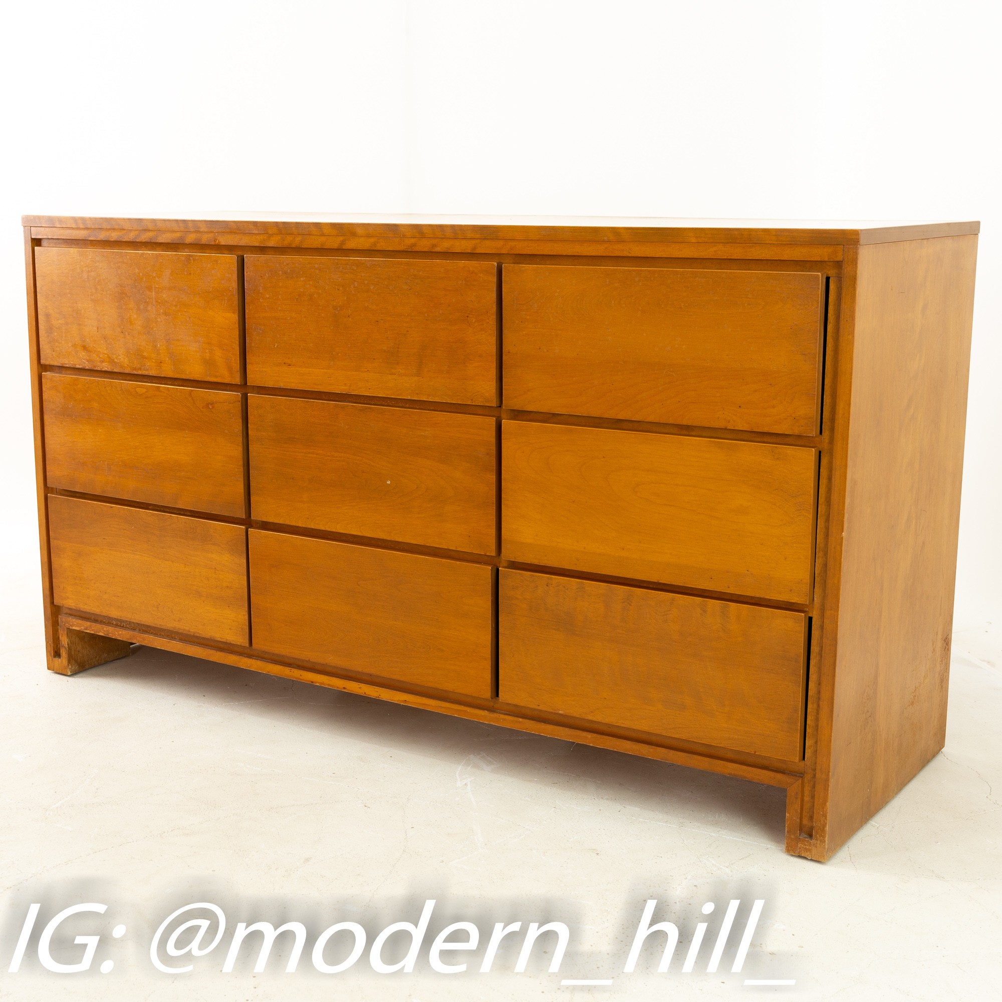Russel Wright for Conant Ball Mid Century Blonde 9 Drawer Lowboy Dresser