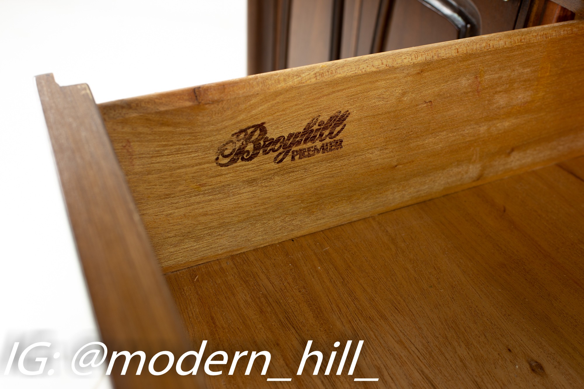 Restored Broyhill Emphasis Mid Century Walnut 9 Drawer Lowboy Dresser Credenza