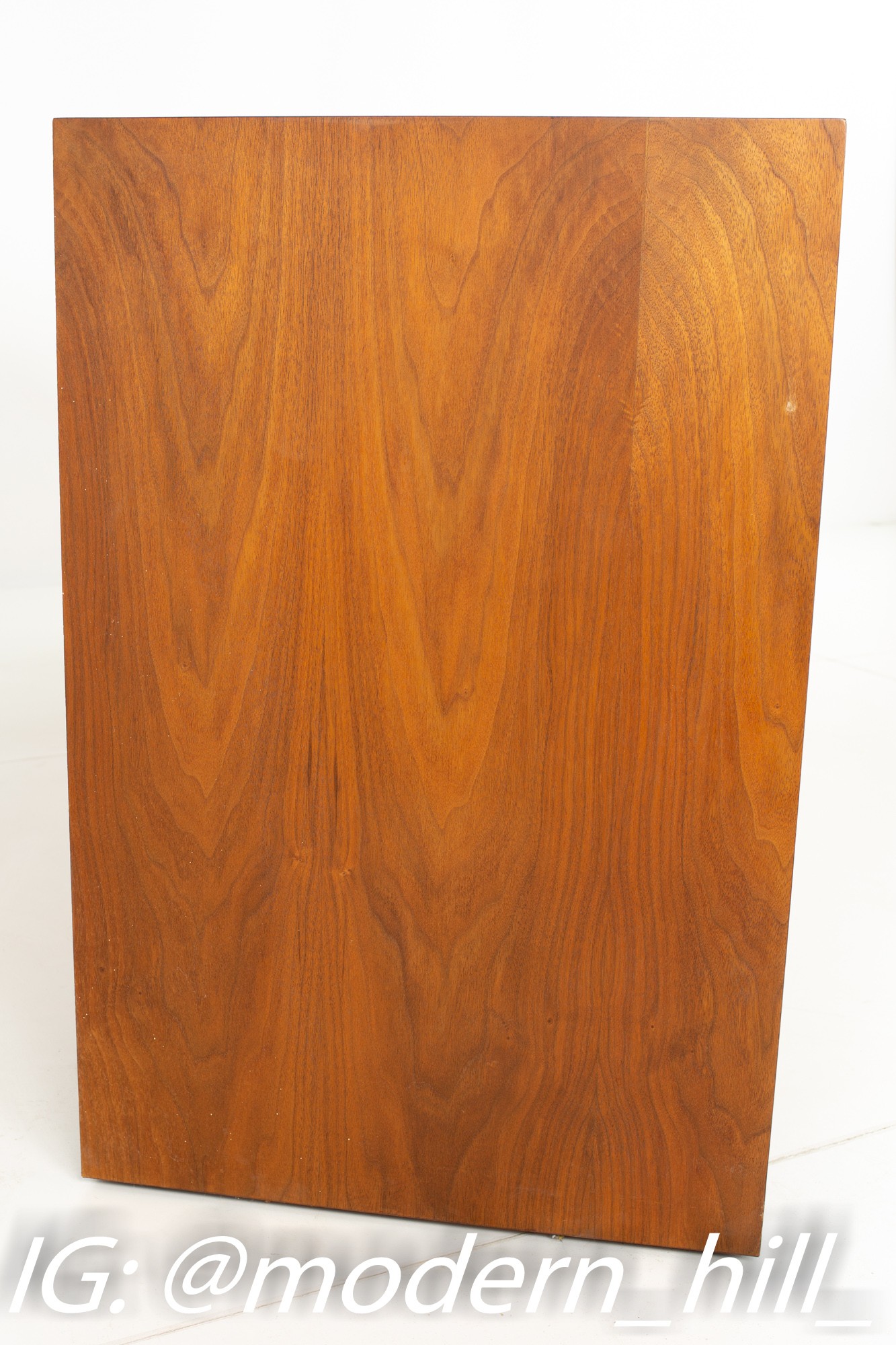 Images | Mid Century Modern Furniture - Mid Century Furniture Chicago Milo Baughman for Dillingham Mid Century Bookmatched Walnut Sideboard Buffet Credenza