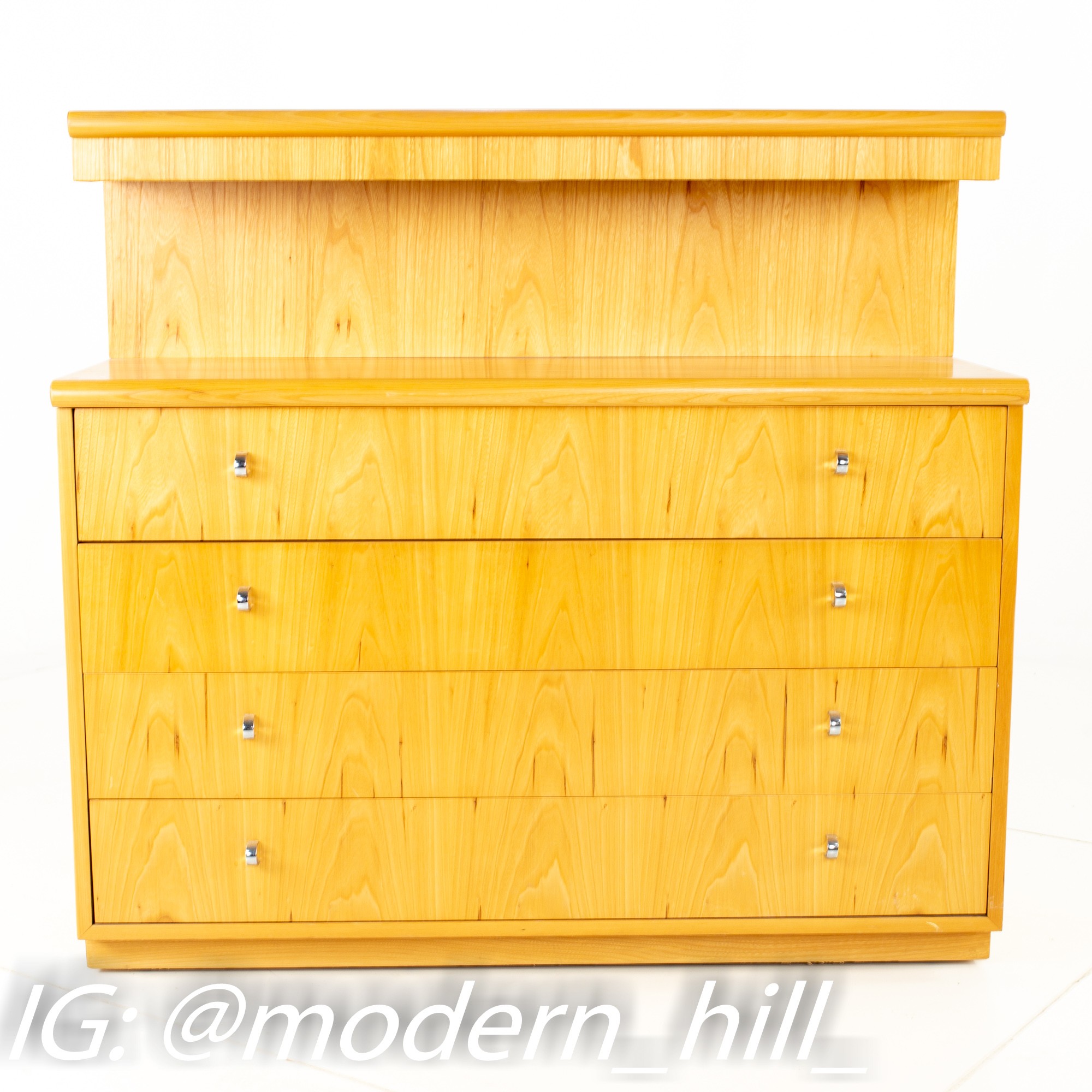 Jack Cartwright for Founders Mid Century Lighted Blonde Maple 4 Drawer Low Dresser Chest - Pair