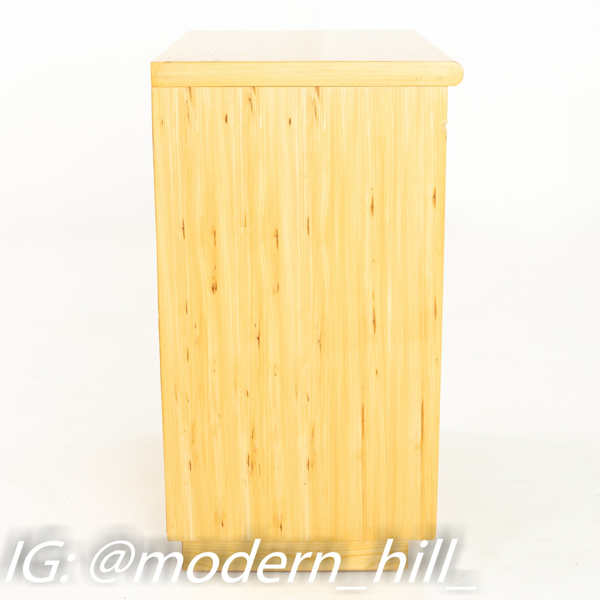 Jack Cartwright for Founders Mid Century Blonde Maple Nightstand