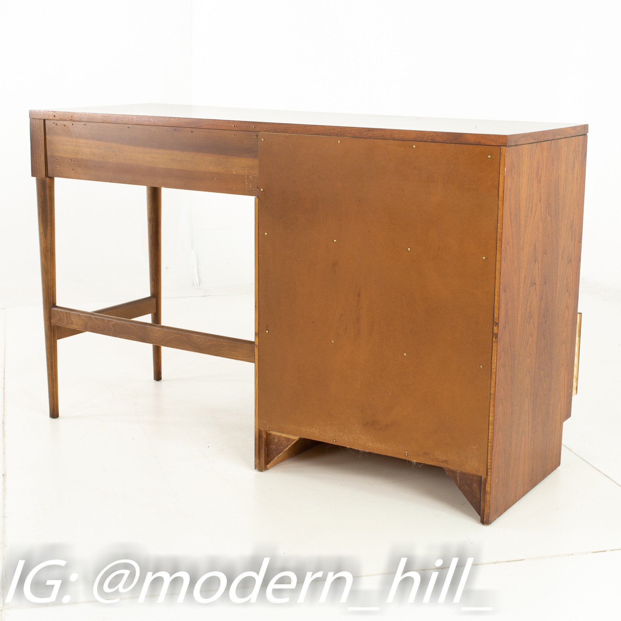 Images | Mid Century Modern Furniture - Mid Century Furniture Chicago Andre Bus for Lane Acclaim Mid Century Dovetail Walnut and Formica Single Sided Desk