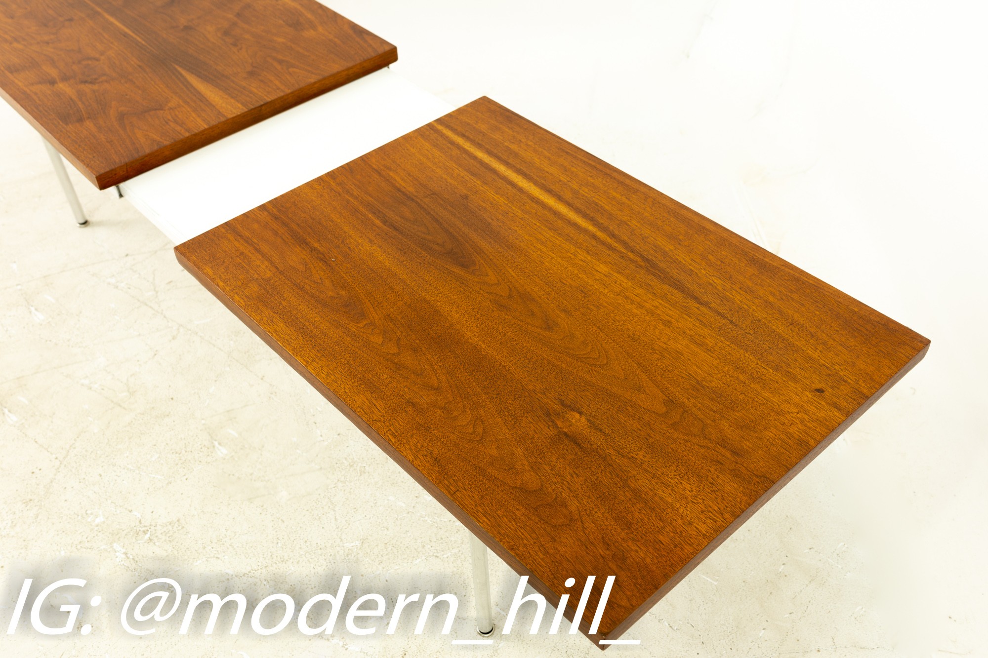 George Nelson Style Mid Century Walnut Laminate and Steel Expanding Coffee Table