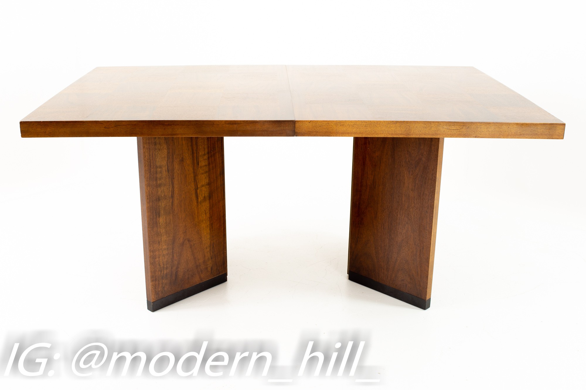 Paul Evans Style Lane Mid Century Brutalist Patchwork Walnut Pedestal 10 Person Dining Table