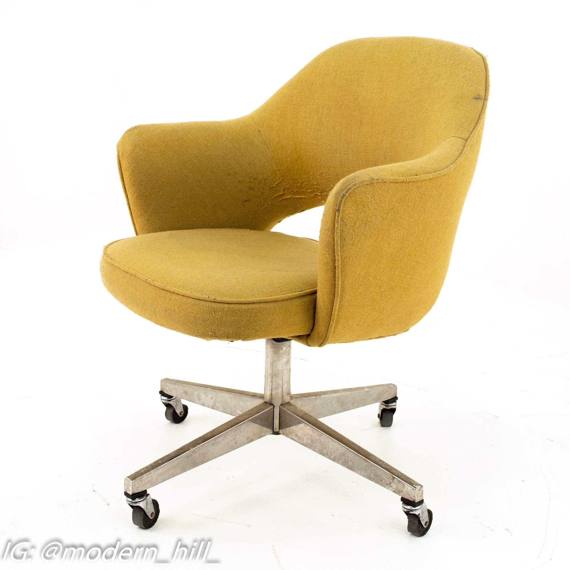 Saarinen for Knoll Mid Century Tan Tweed Wheeled Office Desk Chair