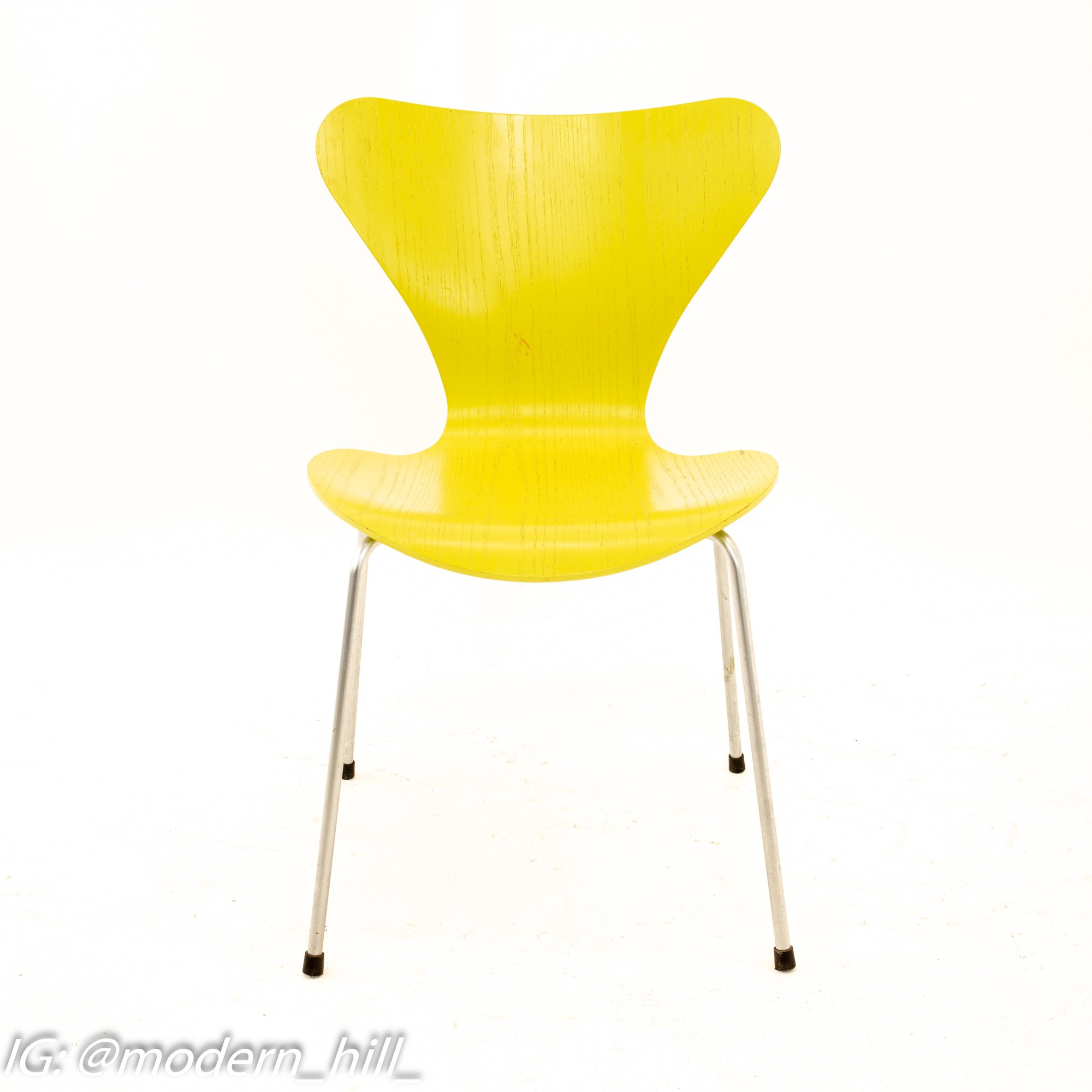 Arne Jacobsen for Fritz Hansen Mid Century Modern Series 7 Chairs - Lime - Set of 4
