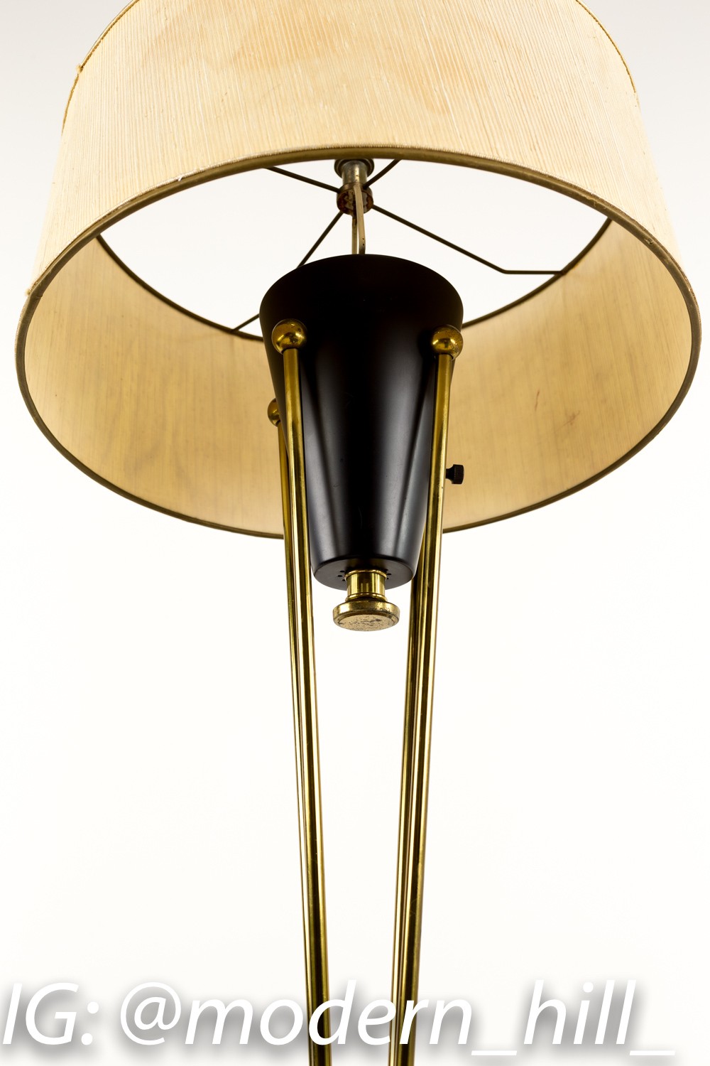 Gerald Thurston for Stiffel Mid-century Modern Table Lamp