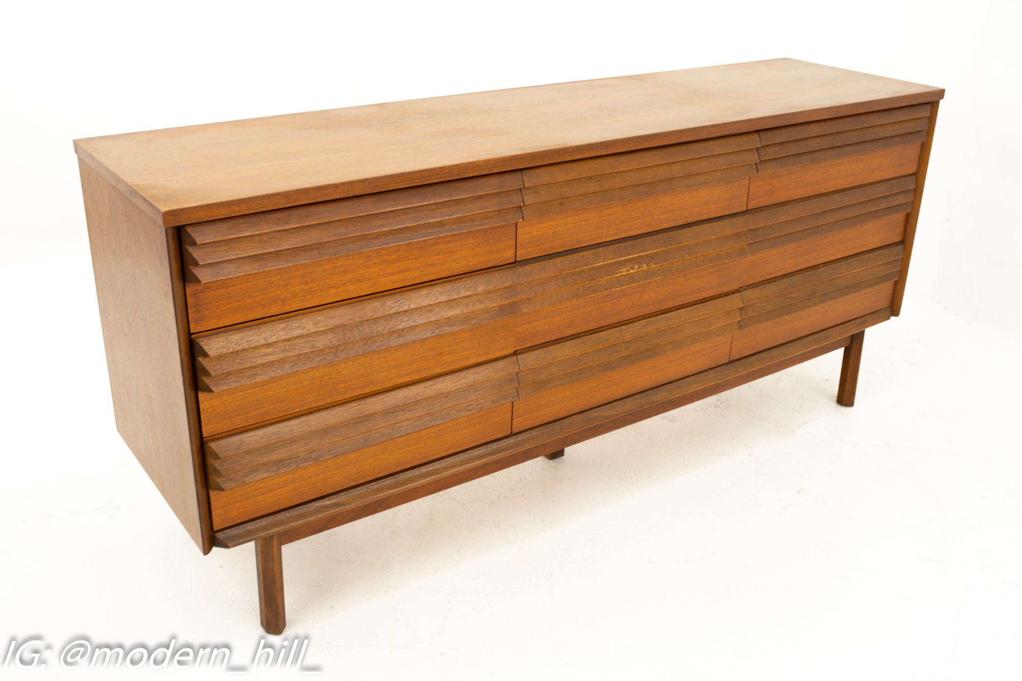 Lane first edition deals dresser