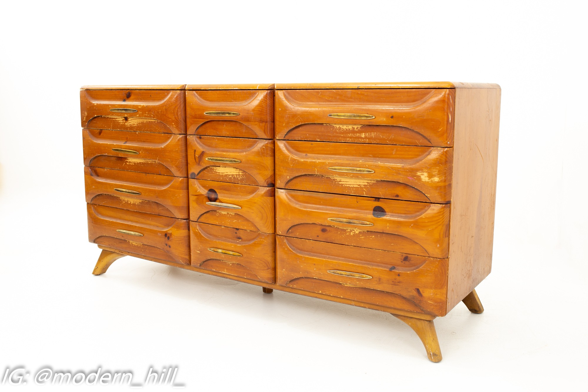 Franklin Shockey Mid Century Pine 12 Drawer Lowboy Dresser