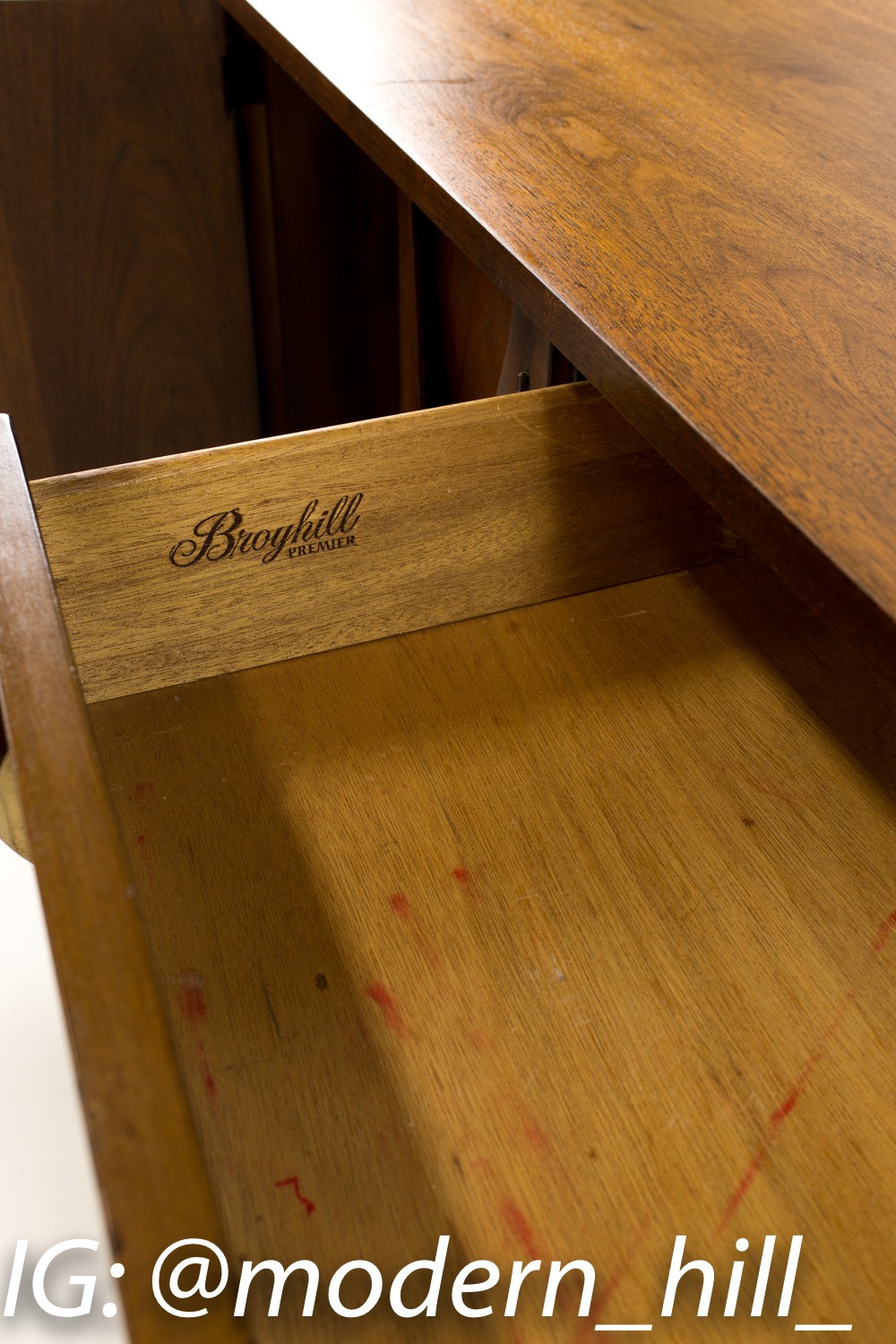 Broyhill Brasilia Small Dresser Sideboard Buffet
