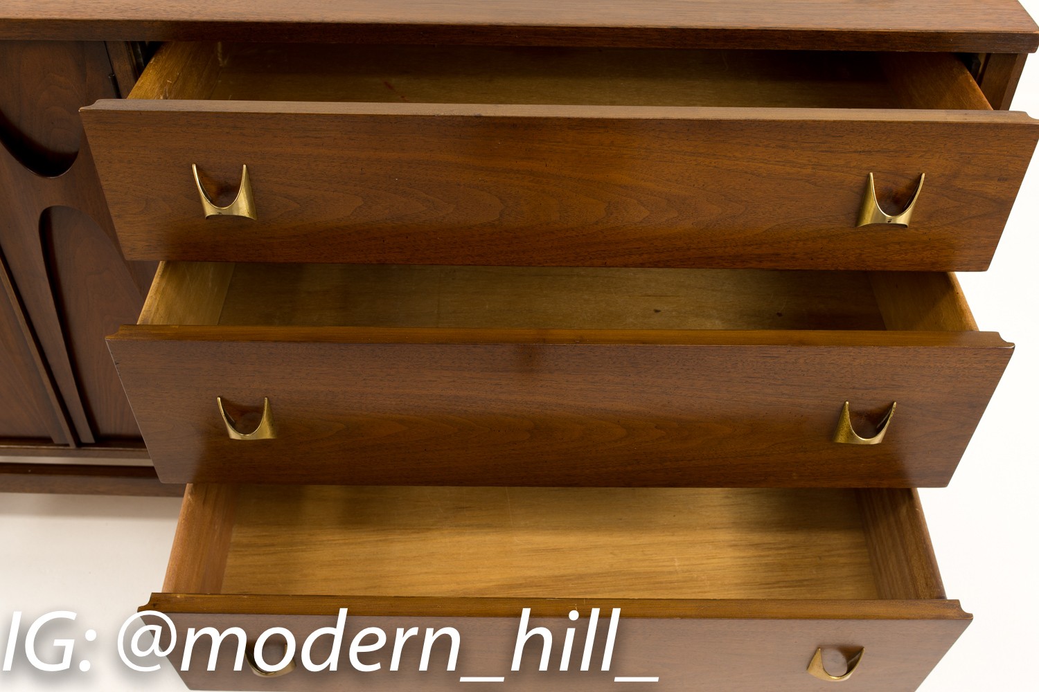 Broyhill Brasilia Small Dresser Sideboard Buffet