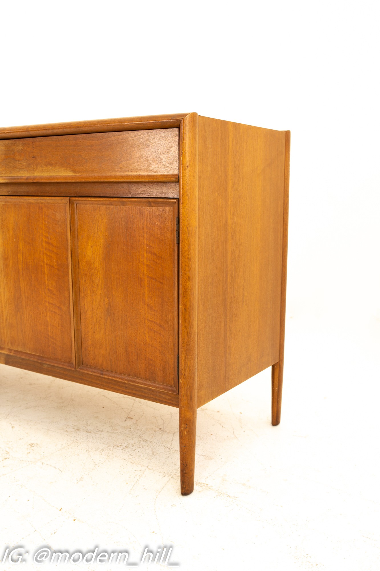 Barney Flagg for Drexel Parallel Mid Century 2 Drawer Walnut Sideboard Buffet Credenza