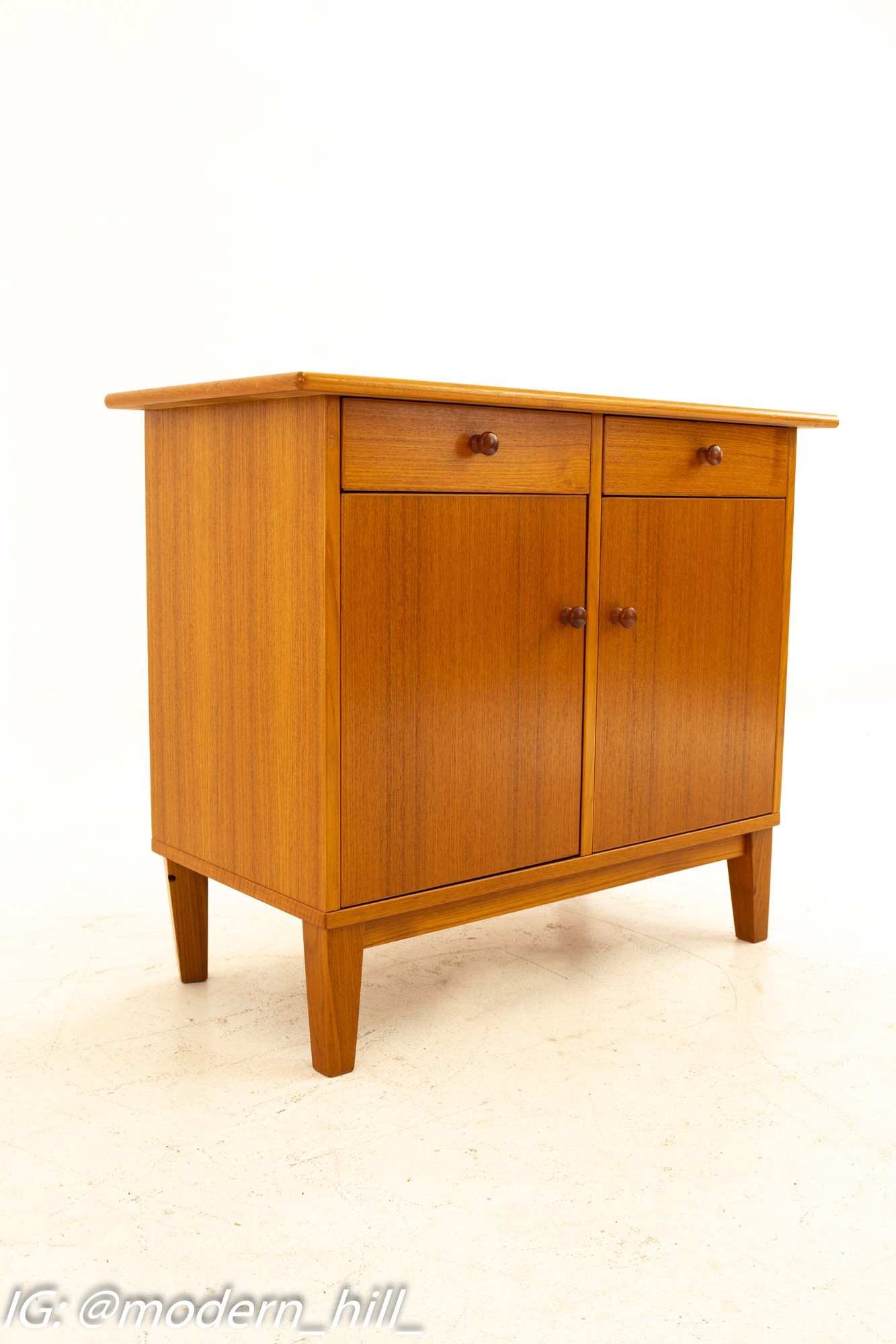 Ansager Mobler Mid Century Petite Teak Buffet and Hutch