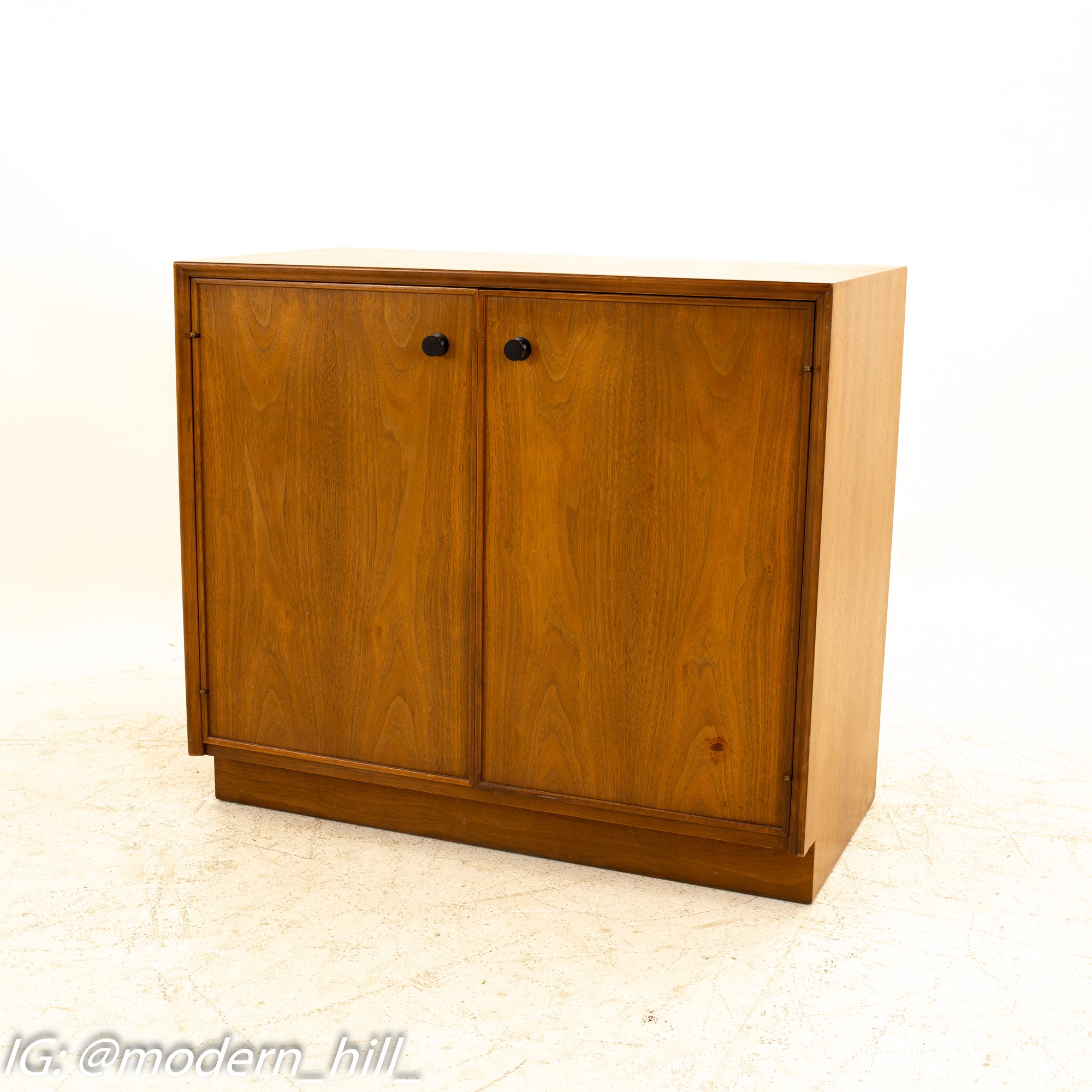 George Nelson Style American of Martinsville Mid Century Walnut Bar Record Cabinet