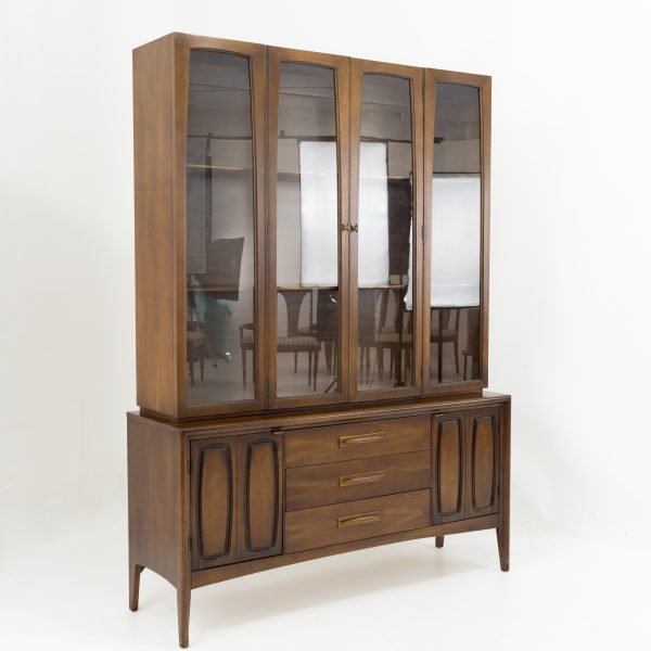 Broyhill Emphasis Mid Century Walnut China Cabinet
