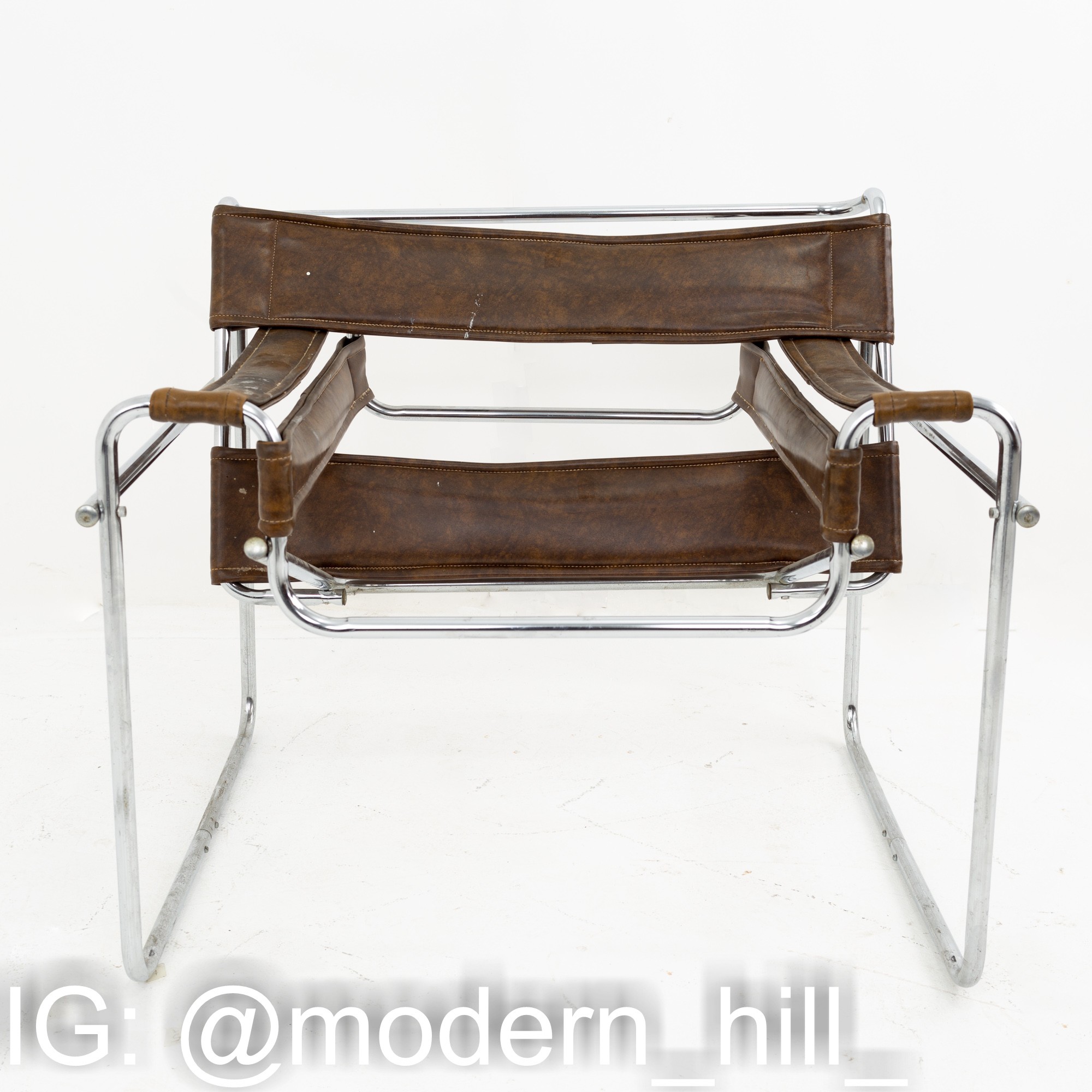 Wassily Mid Century Leather & Chrome Lounge Chair