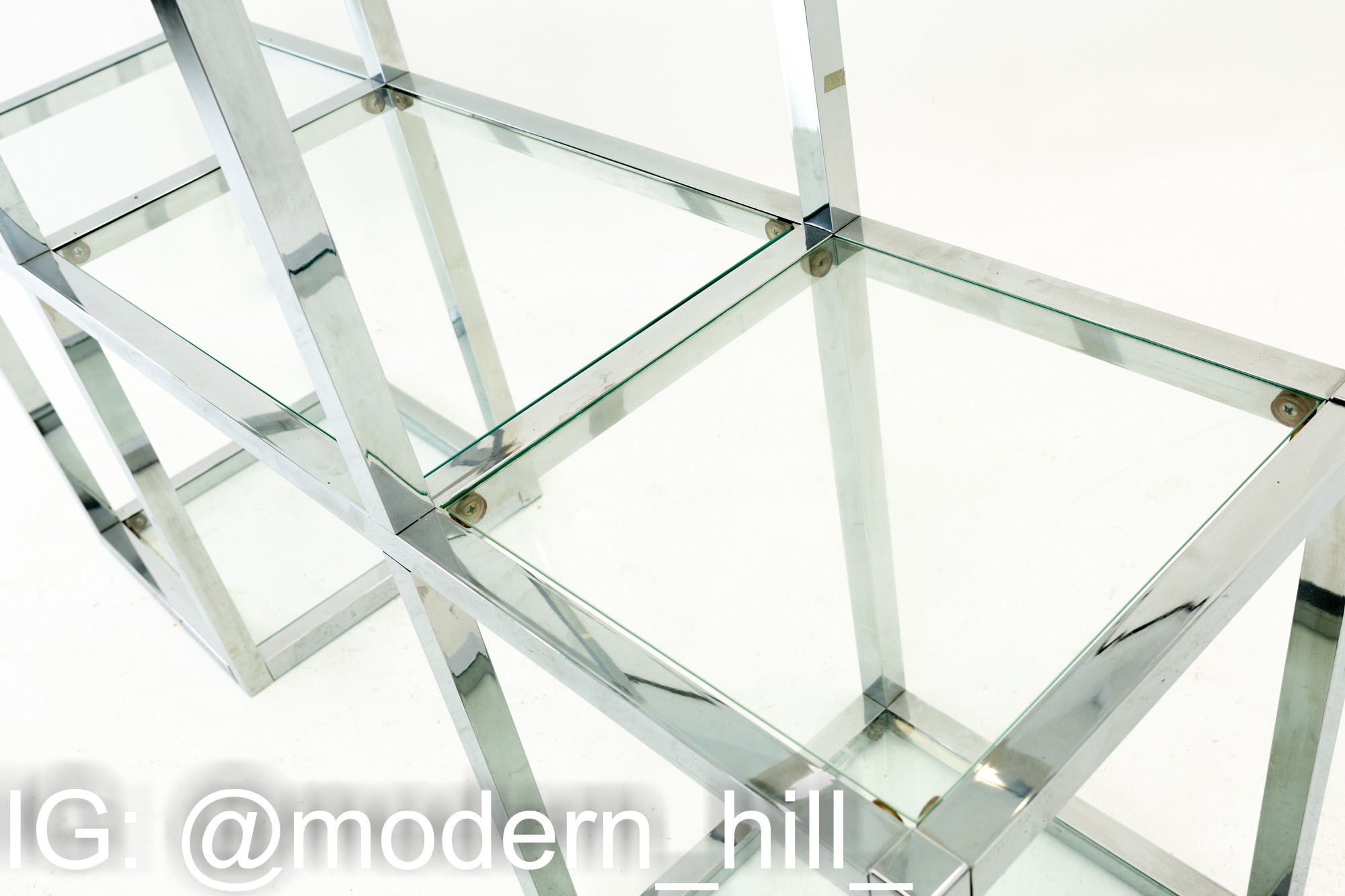 FLAT BAR CHROME AND GLASS ETAGERE IN THE MANNER OF MILO BAUGHMAN – Modern  Redux