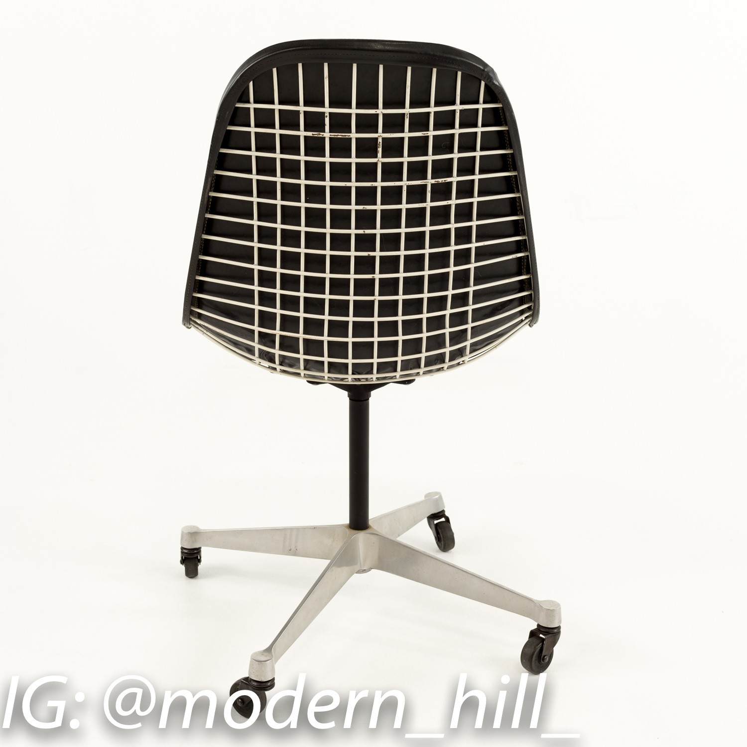 Herman Miller Eames Mid-century Modern Desk Chair