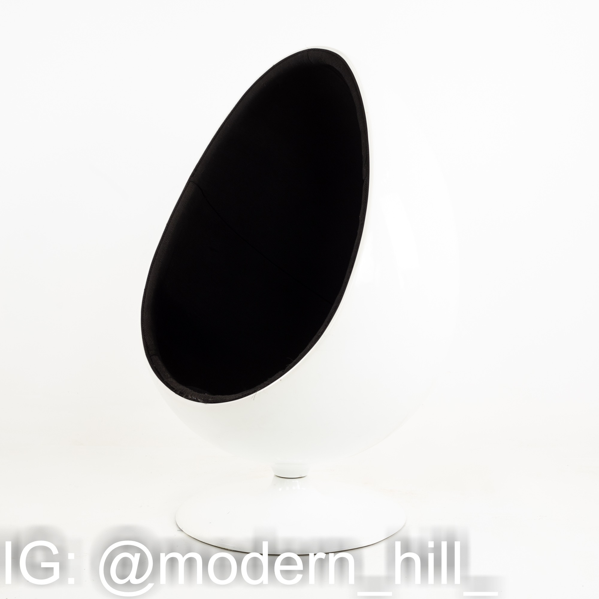 Eero Aarnio Style Mid Century White Egg Chair