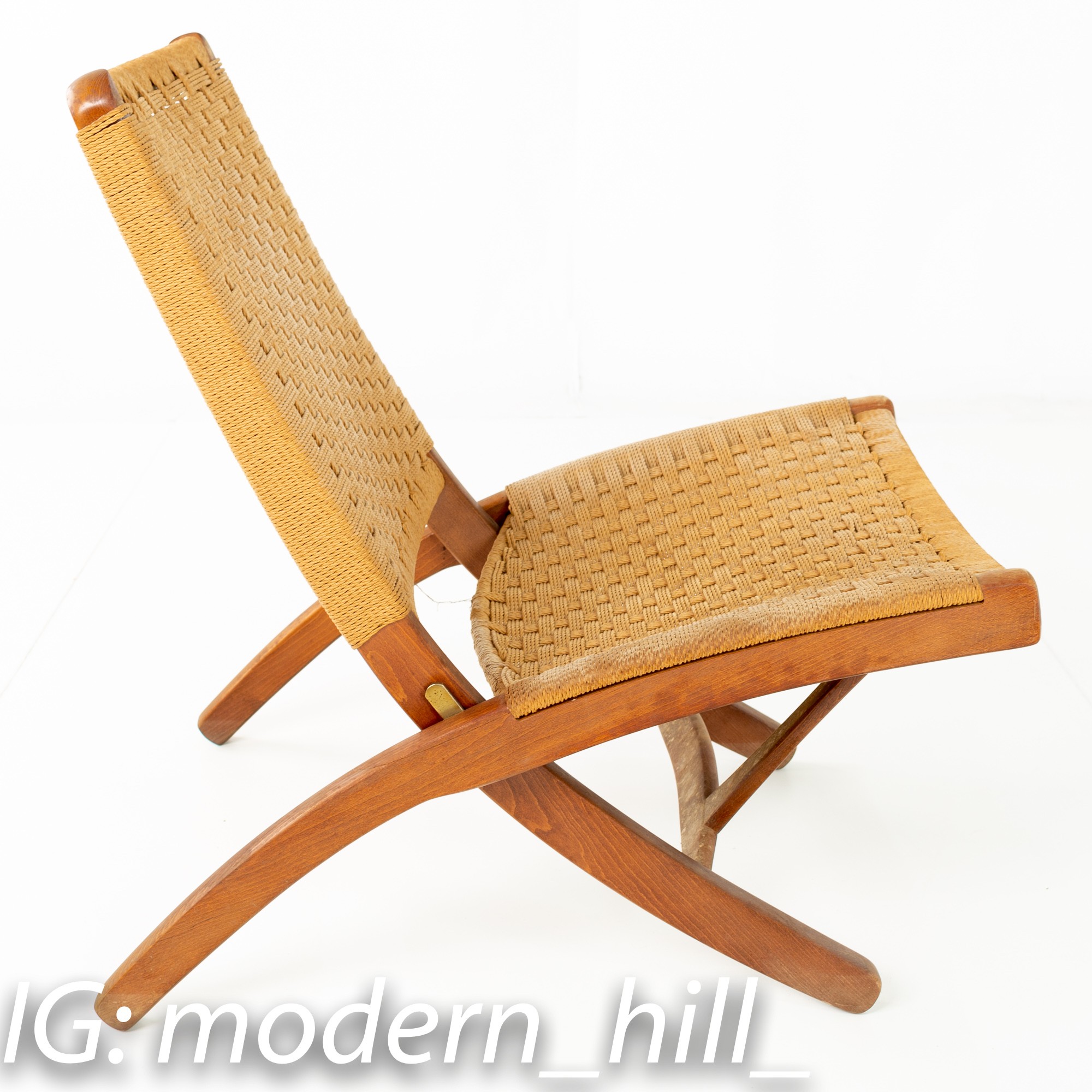 Hans Wegner Style Japanese Mid Century Folding Rope Lounge Chair
