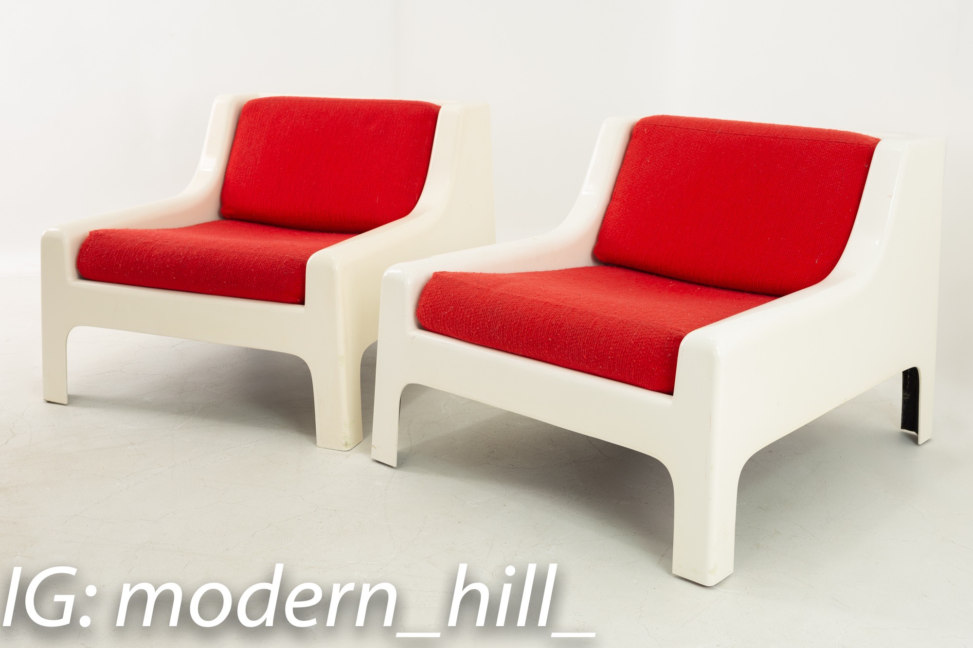 Moretti Mid Century White Fiberglass Lounge Chairs - Pair