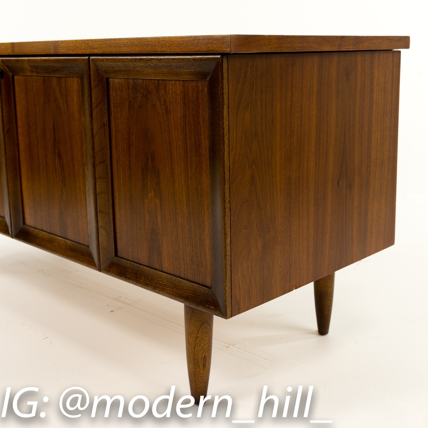 Lane Low Cedar Lined Chest or Bench - Mid Century