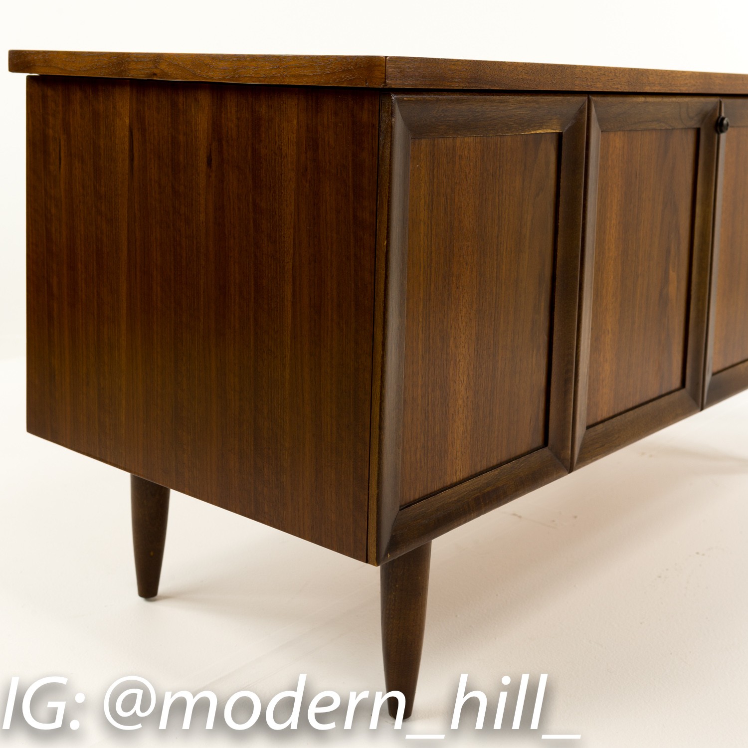 Lane Low Cedar Lined Chest or Bench - Mid Century