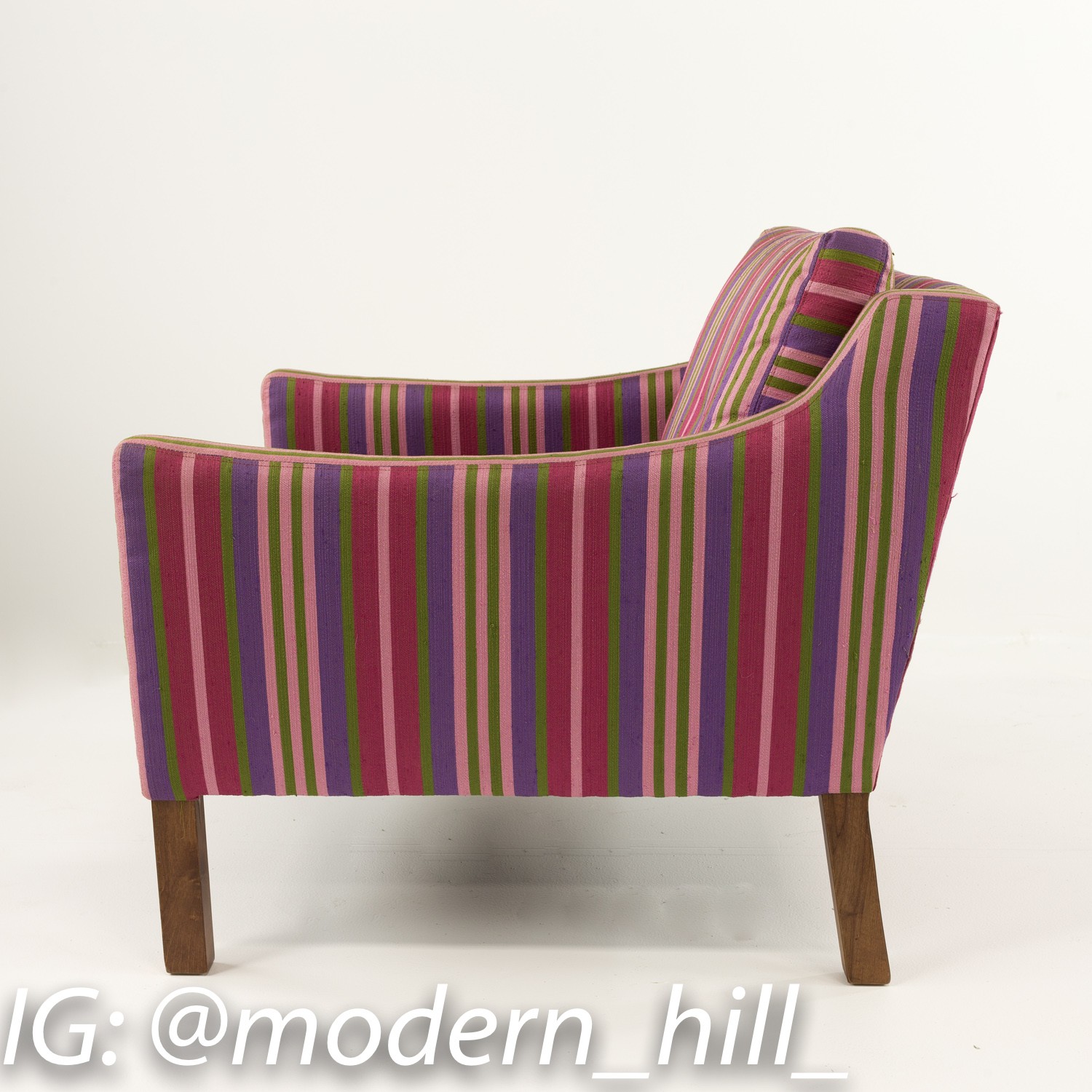 Borge Mogensen Model 2207 for Federicia Style Mid-century Modern Lounge Chairs
