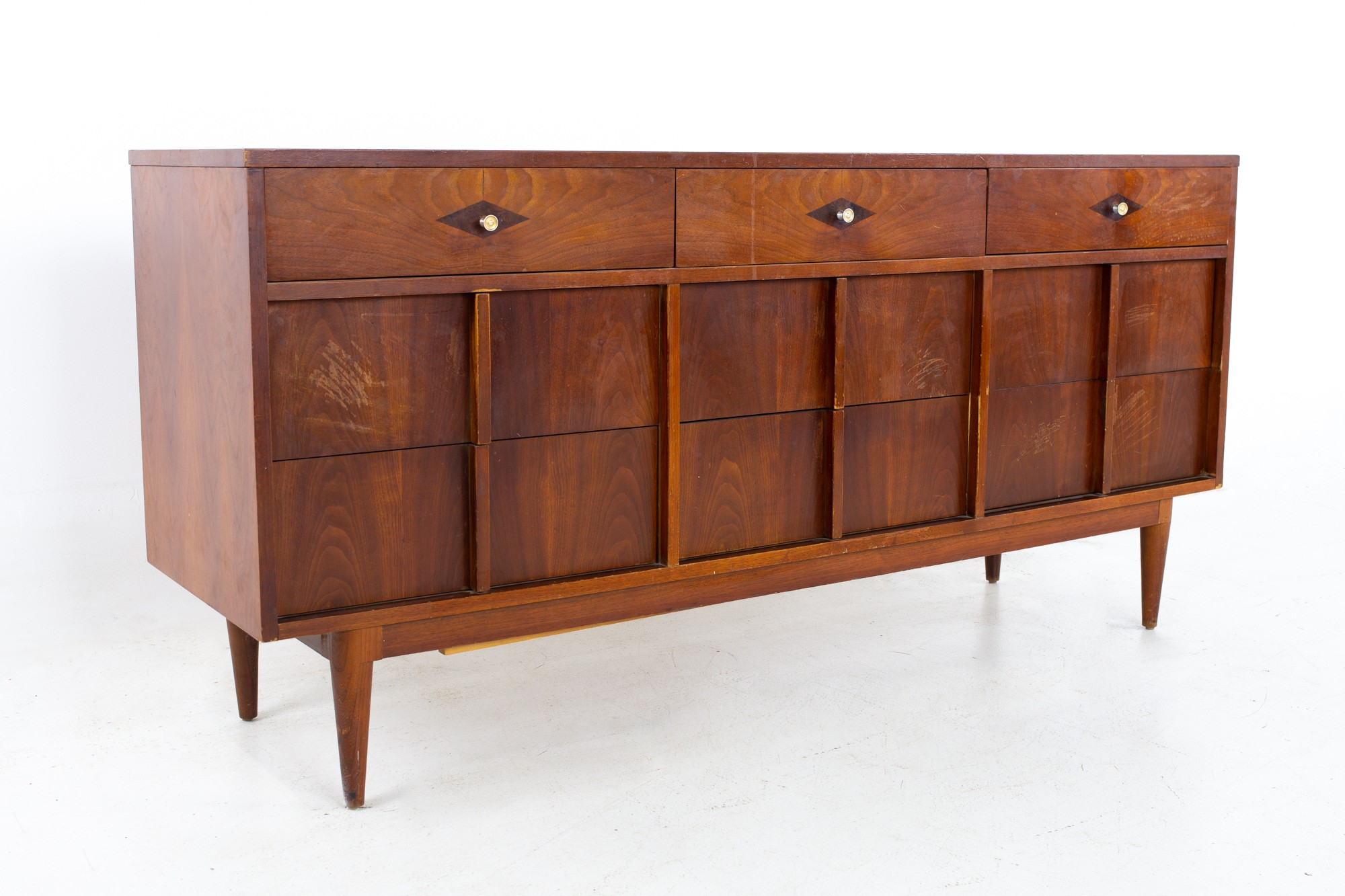 Basic Witz Furniture Mid Century Walnut 9 Drawer Lowboy Dresser
