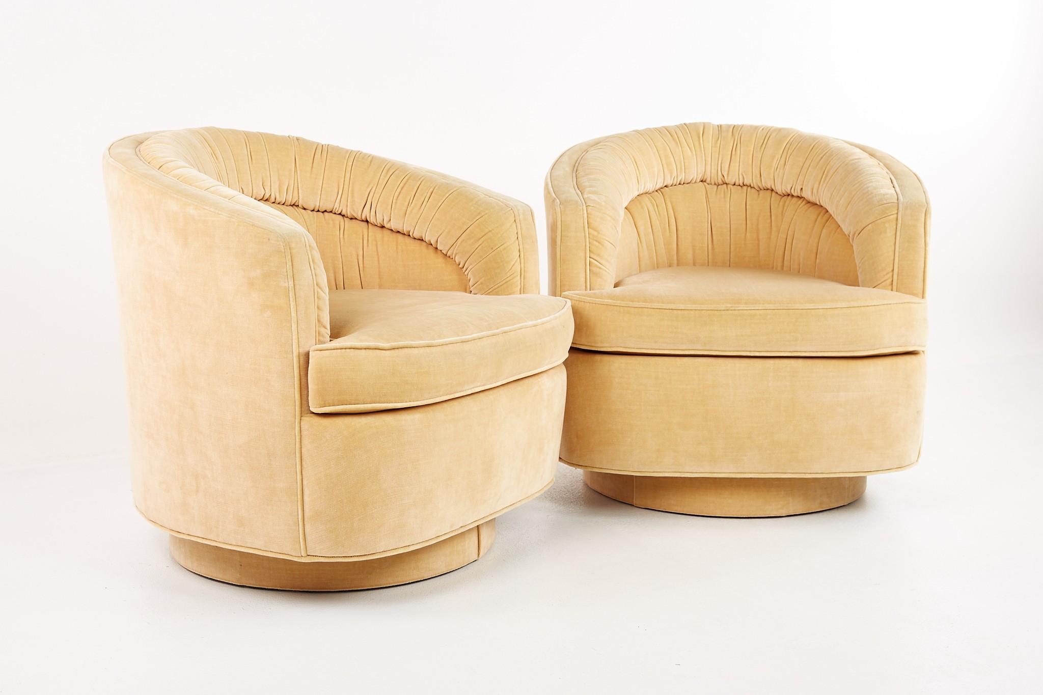 Milo Baughman Style Mid Century Peach Upholstered Swivel Lounge Chairs - Pair