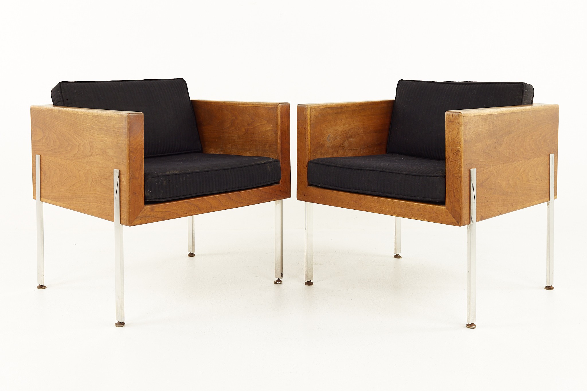 Harvey Probber Mid Century Lounge Chairs - Pair