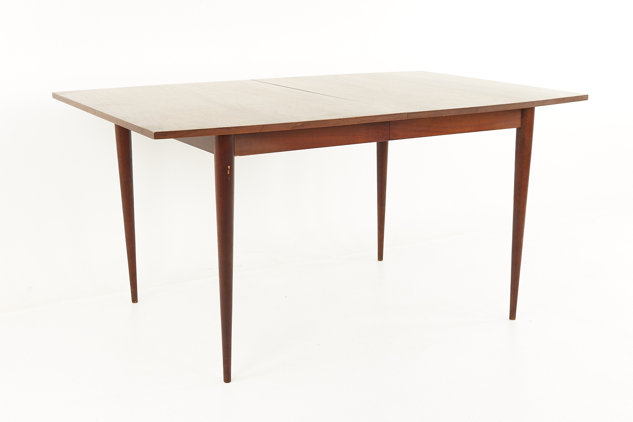Broyhill Sculptra Mid Century Walnut Dining Table with 3 Leaves