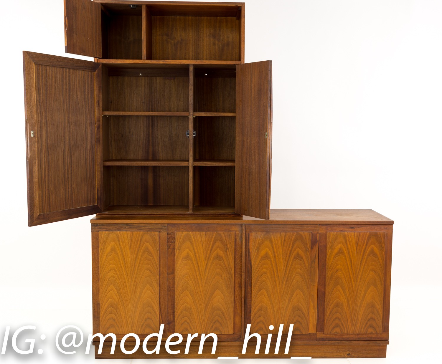 Merton Gershun for Dillingham Esprit Mid Century Sideboard Credenza and Hutch