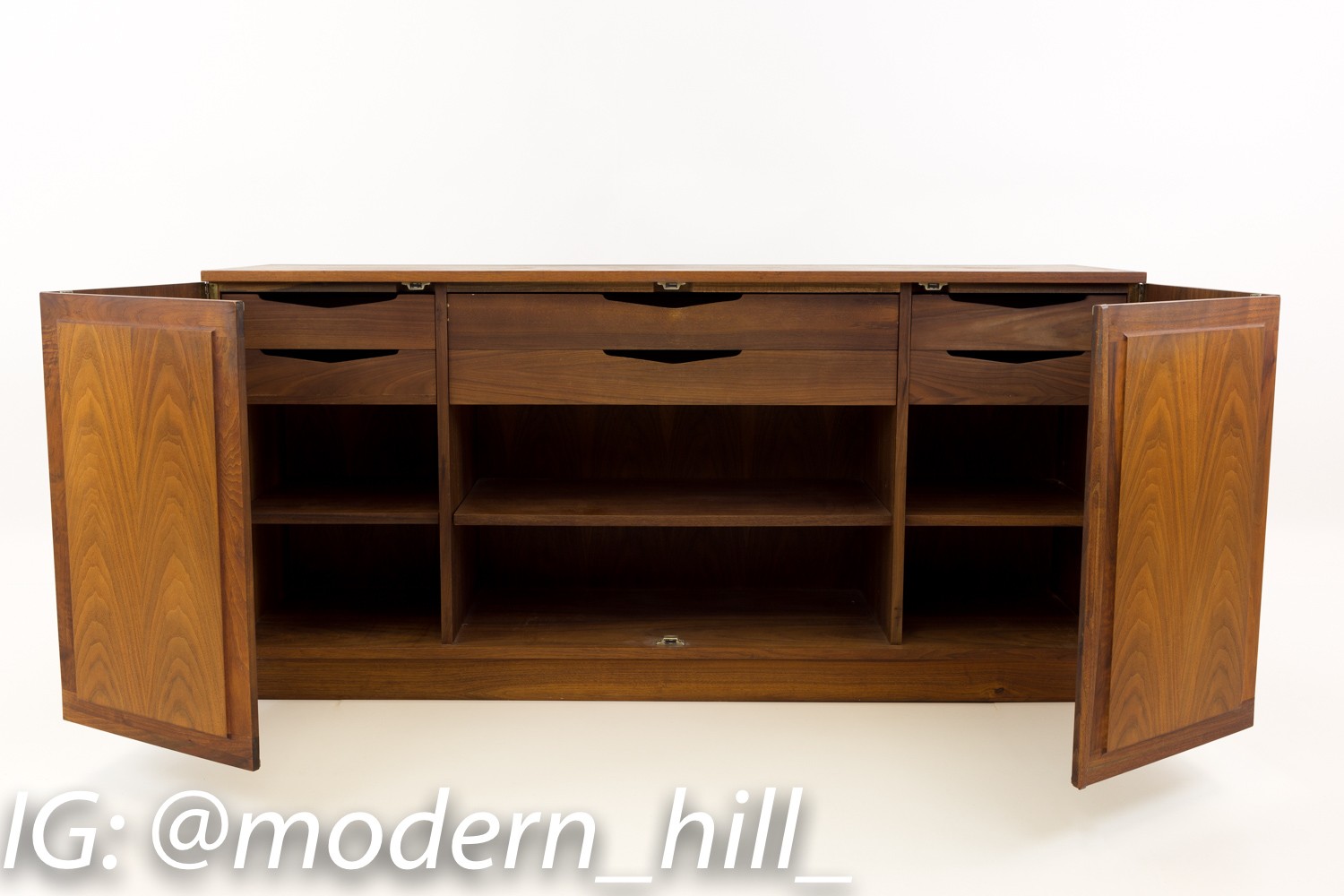 Merton Gershun for Dillingham Esprit Mid Century Sideboard Credenza and Hutch