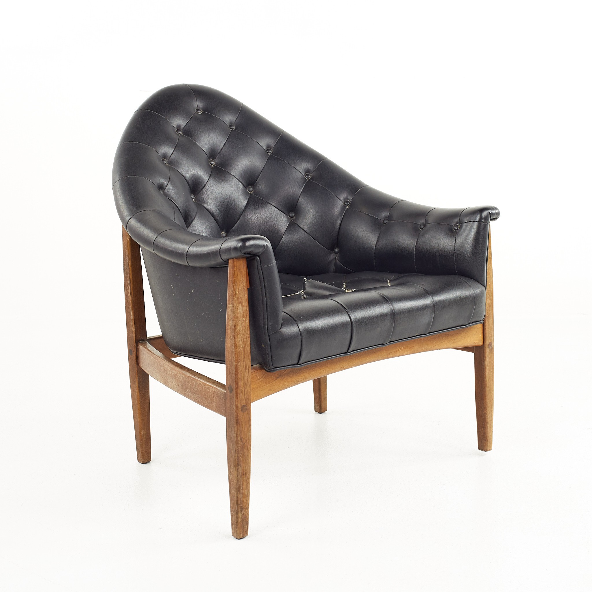Milo Baughman for Thayer Coggin Mid Century Tufted Lounge Chair