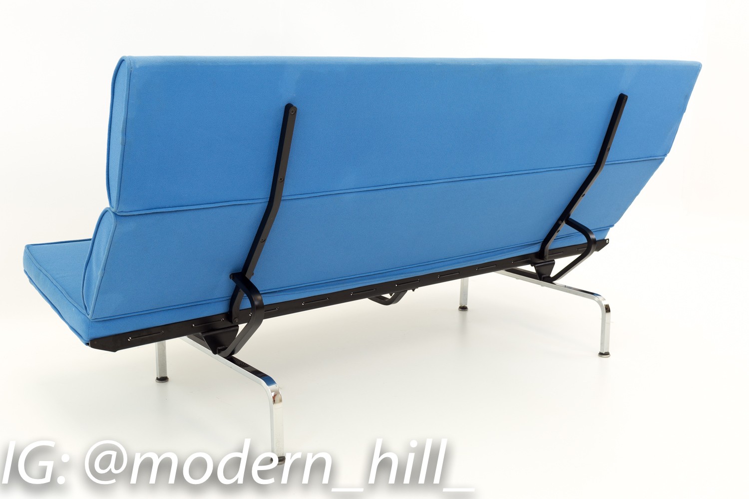 Eames for Herman Miller Mid Century Modern Compact Daybed Sofa