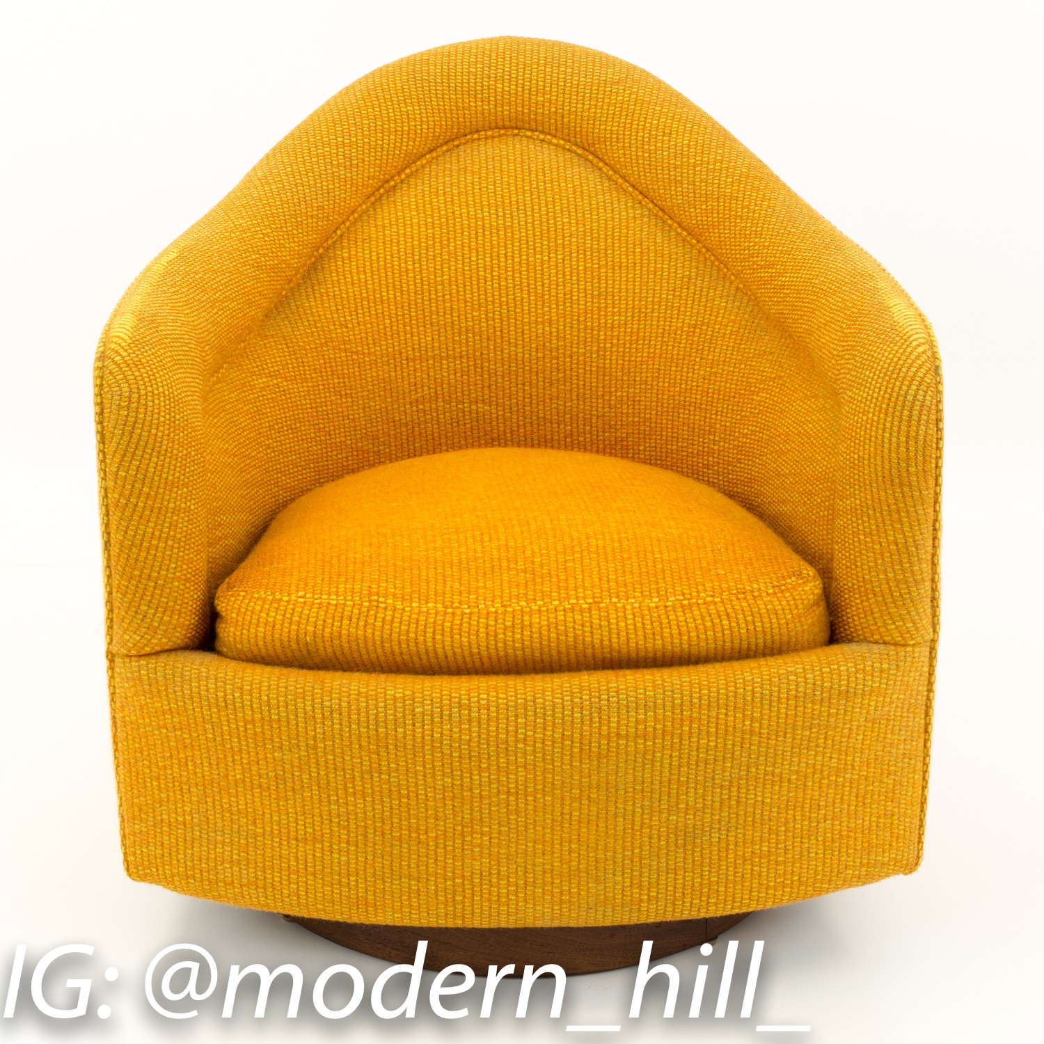 Milo Baughman for Thayer Coggin Sculpted Teardrop Barrel Swivel Lounge Chairs in Original Wool Tweed Orange Fabric
