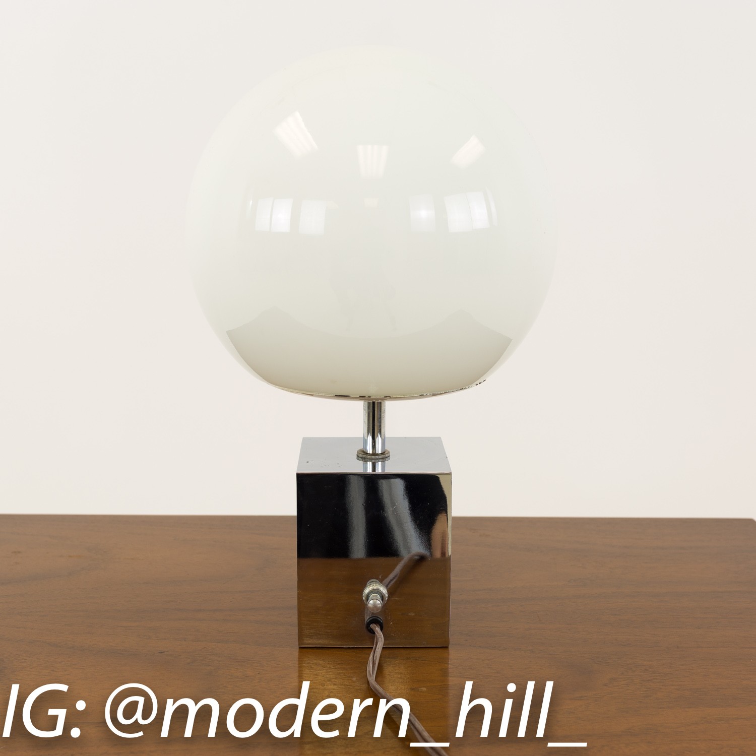 Robert Sonneman Mid Century Cubed Chrome Base Globe Table Desk Lamp